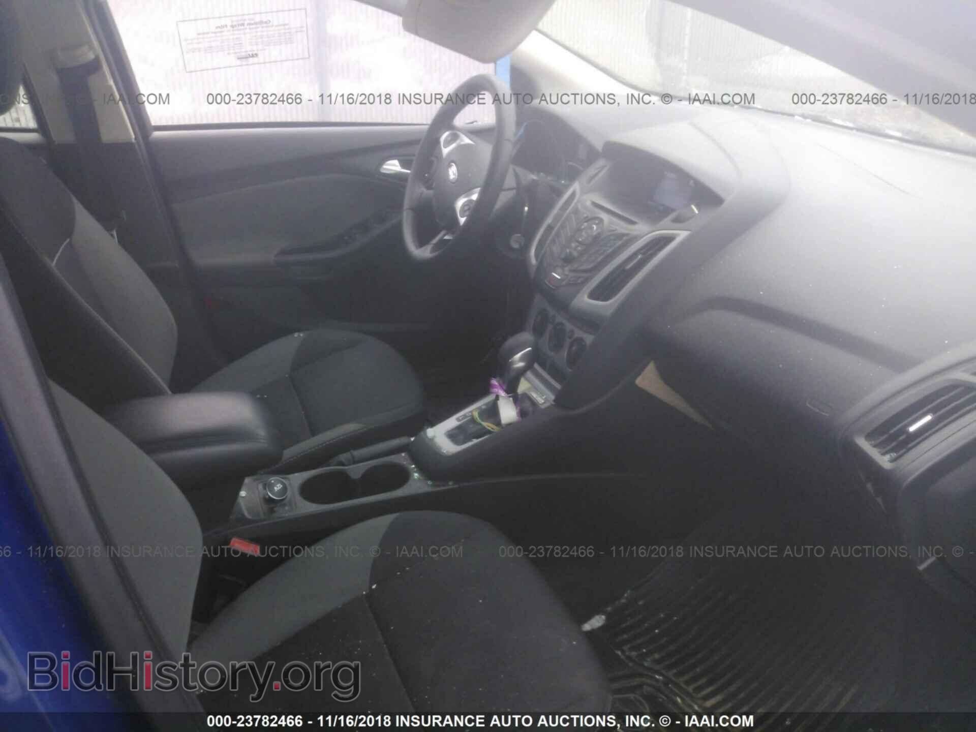 2012 Ford Focus - VIN: 1FAHP3F25CL261142 - Photo 5
