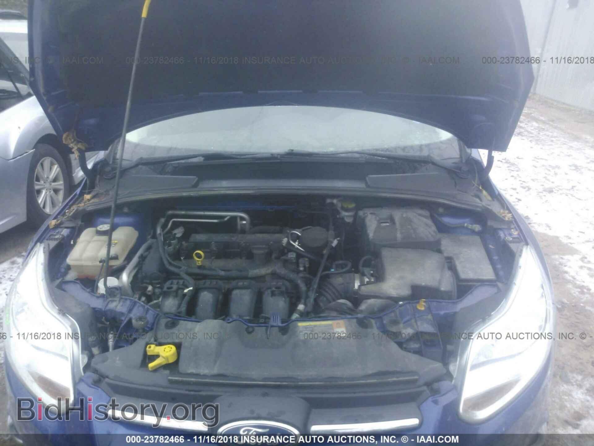 2012 Ford Focus - VIN: 1FAHP3F25CL261142 - Photo 10