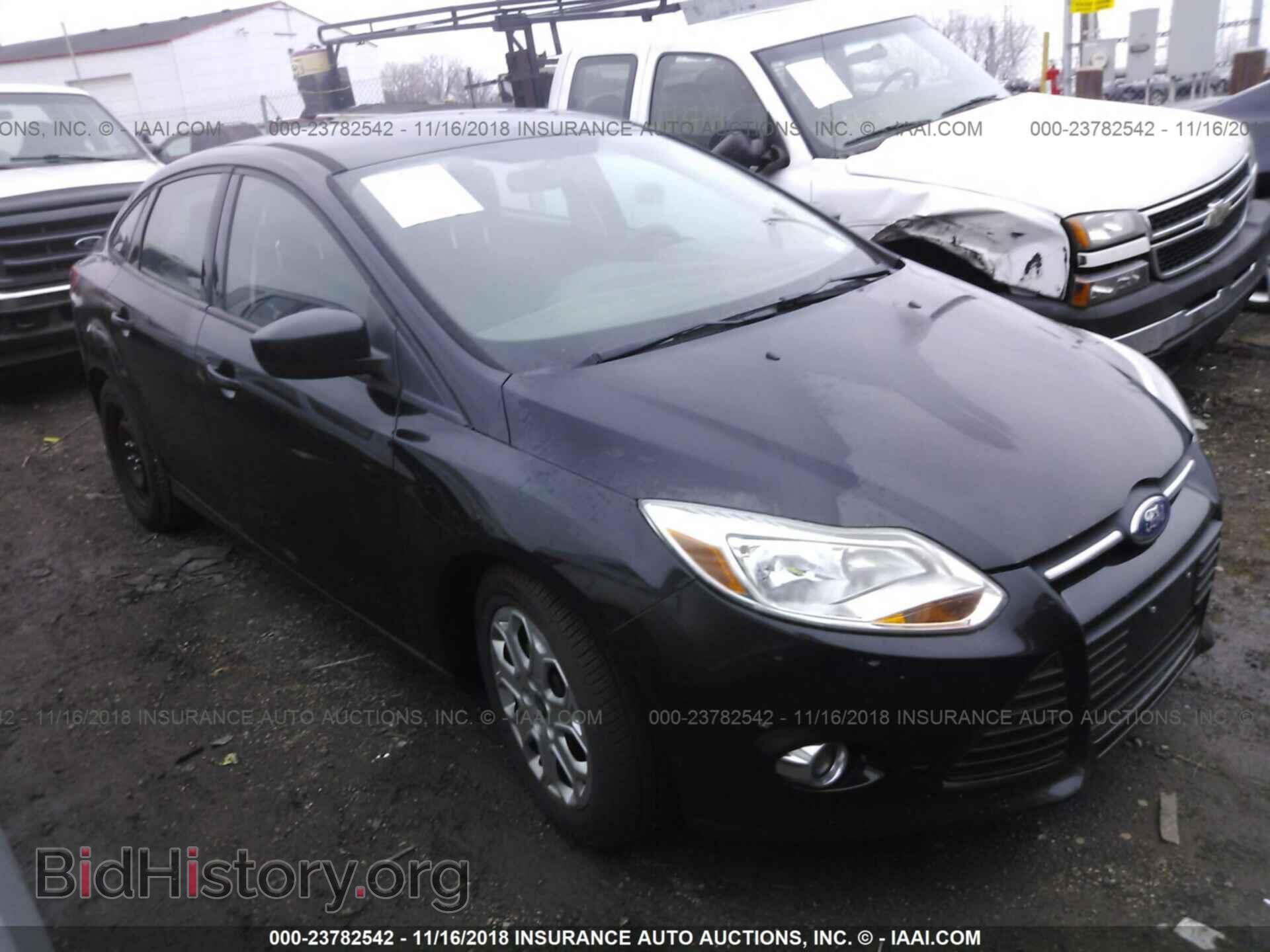 Photo 1FAHP3F28CL149497 - Ford Focus 2012