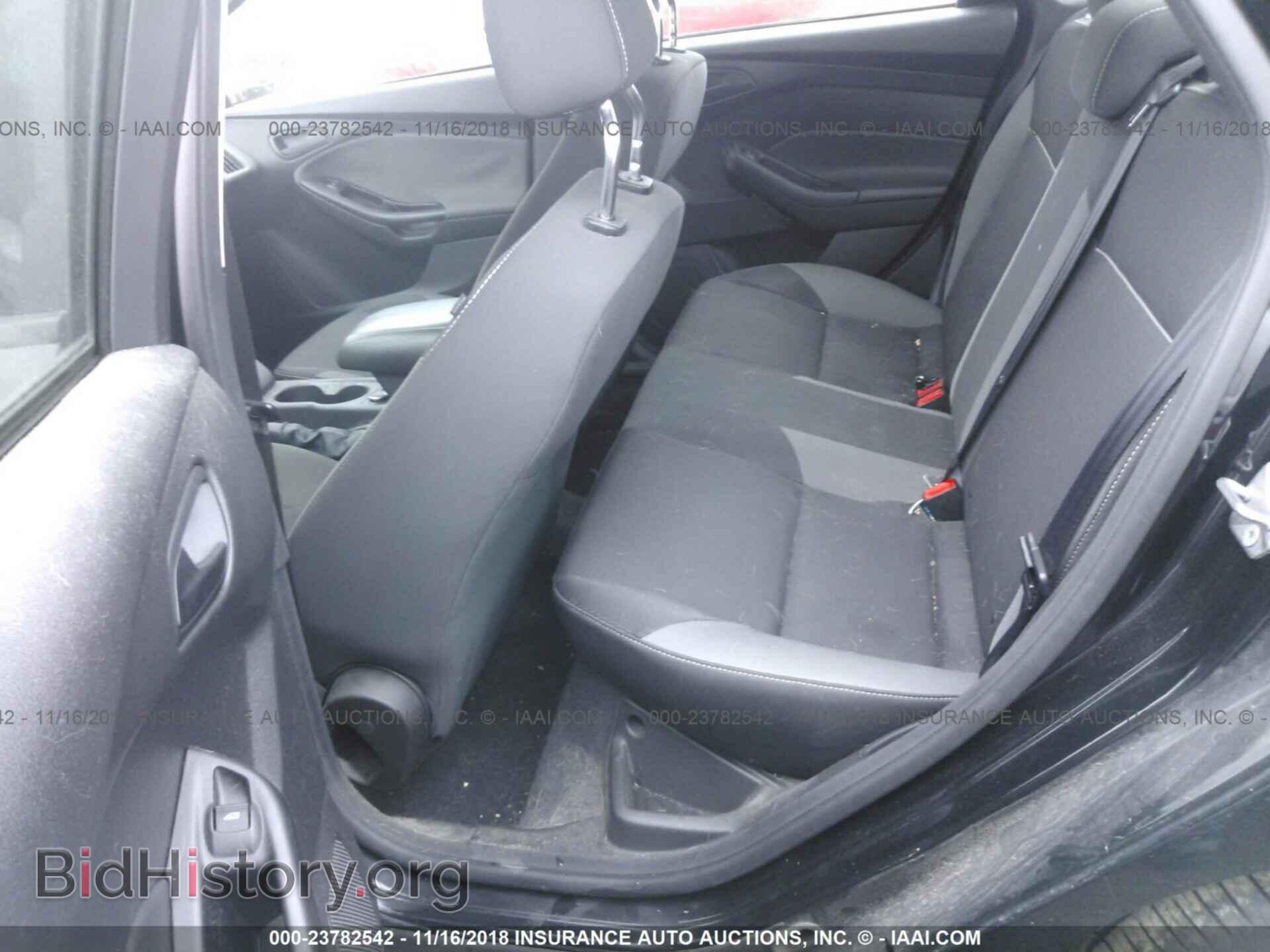 2012 Ford Focus - VIN: 1FAHP3F28CL149497 - Photo 8