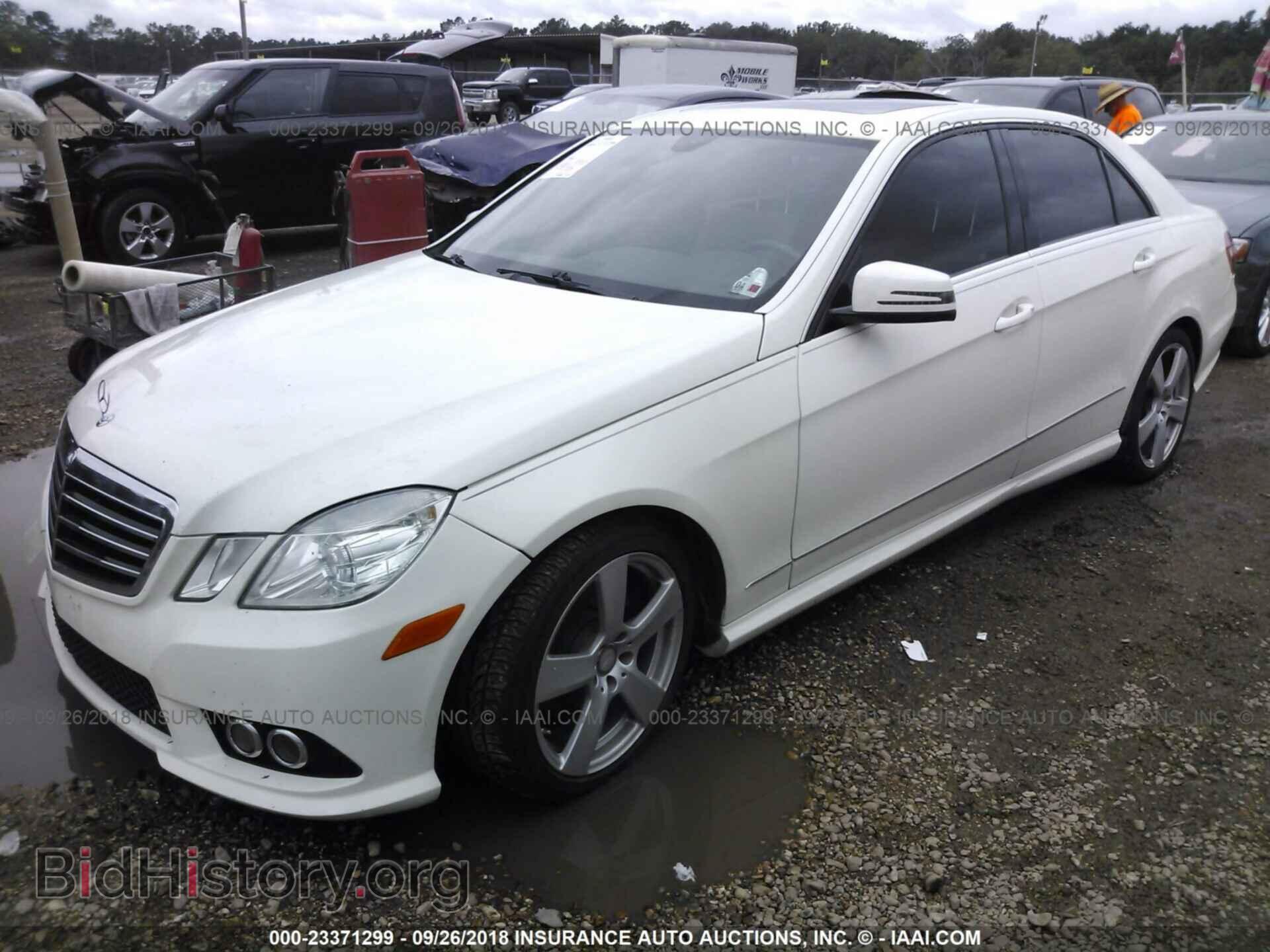 2010 MERCEDES-BENZ E - VIN: WDDHF5GB7AA162196 - Фото 2