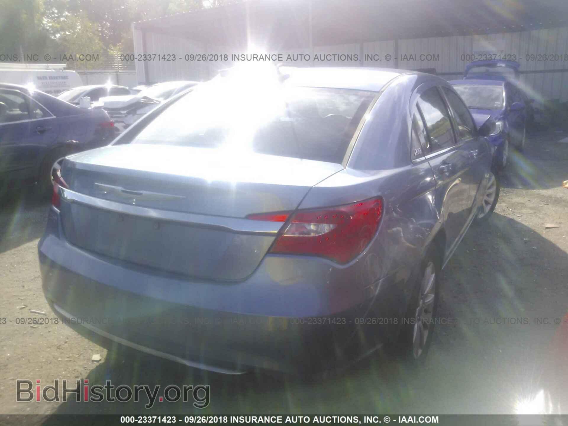 2011 CHRYSLER 200 - VIN: 1C3BC1FBXBN618371 - Фото 4