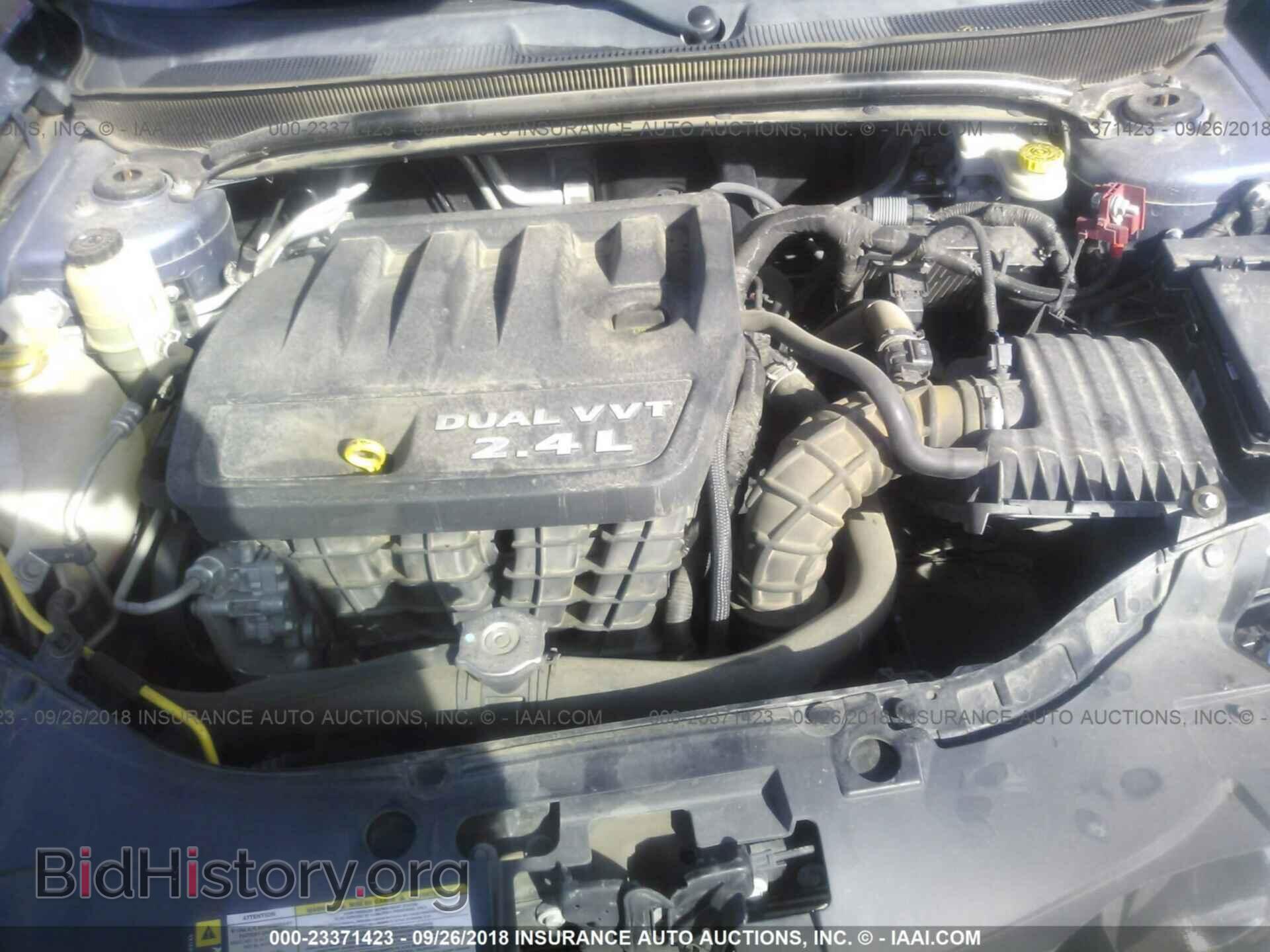 2011 CHRYSLER 200 - VIN: 1C3BC1FBXBN618371 - Фото 10