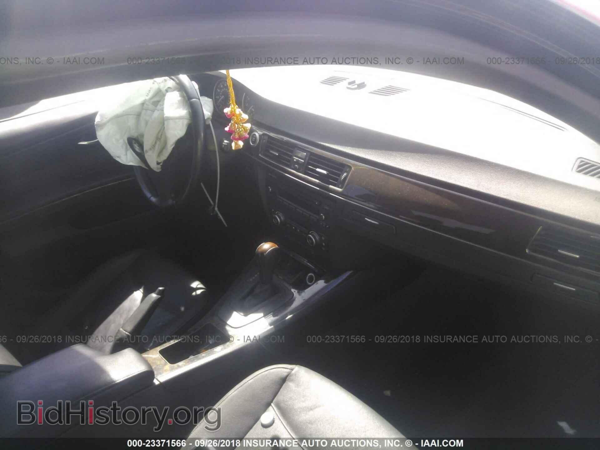 2007 BMW 335 - VIN: WBAVB73597VF52111 - Photo 5