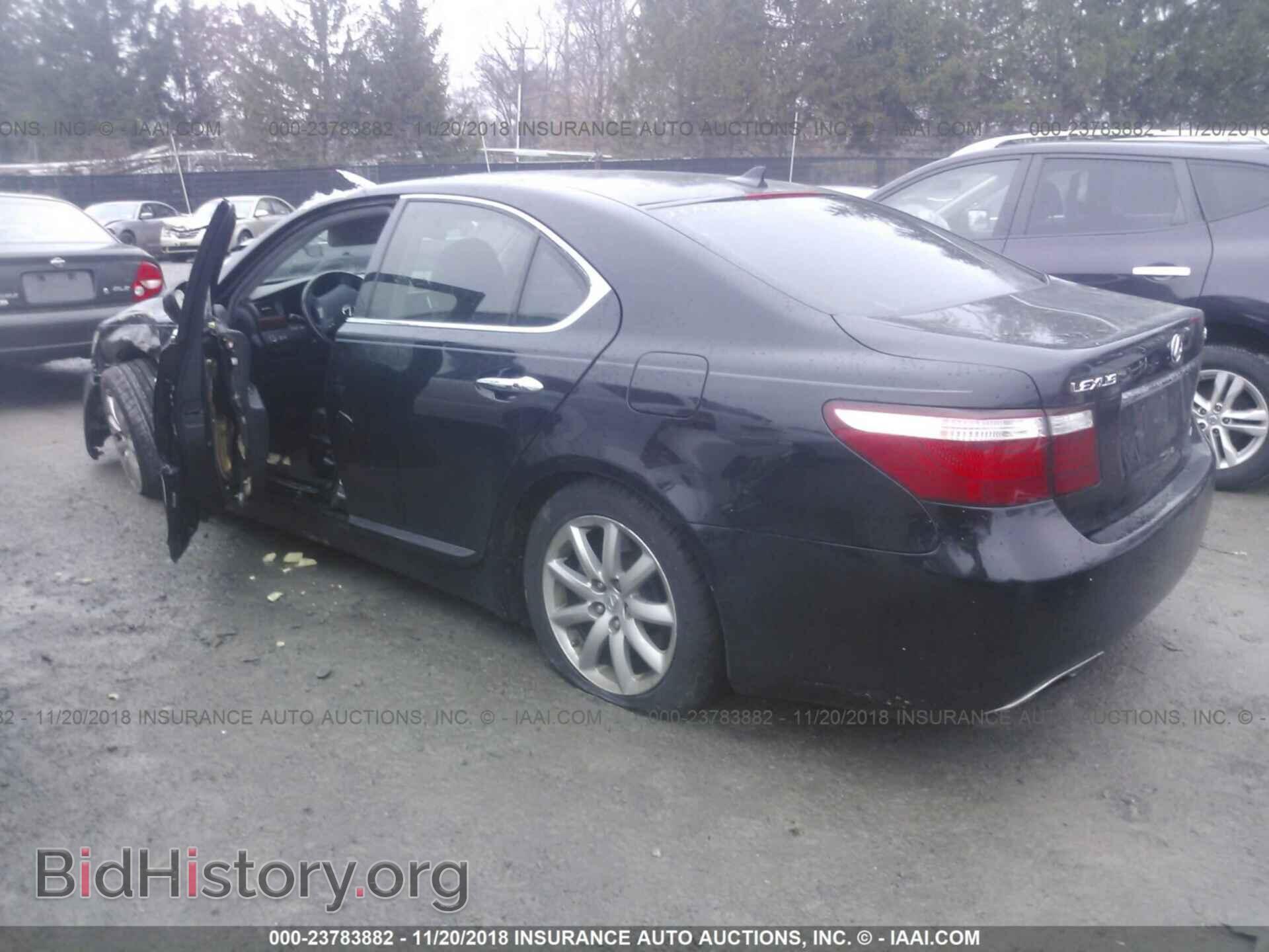 2009 LEXUS LS - VIN: JTHCL46F195000496 - Фото 3