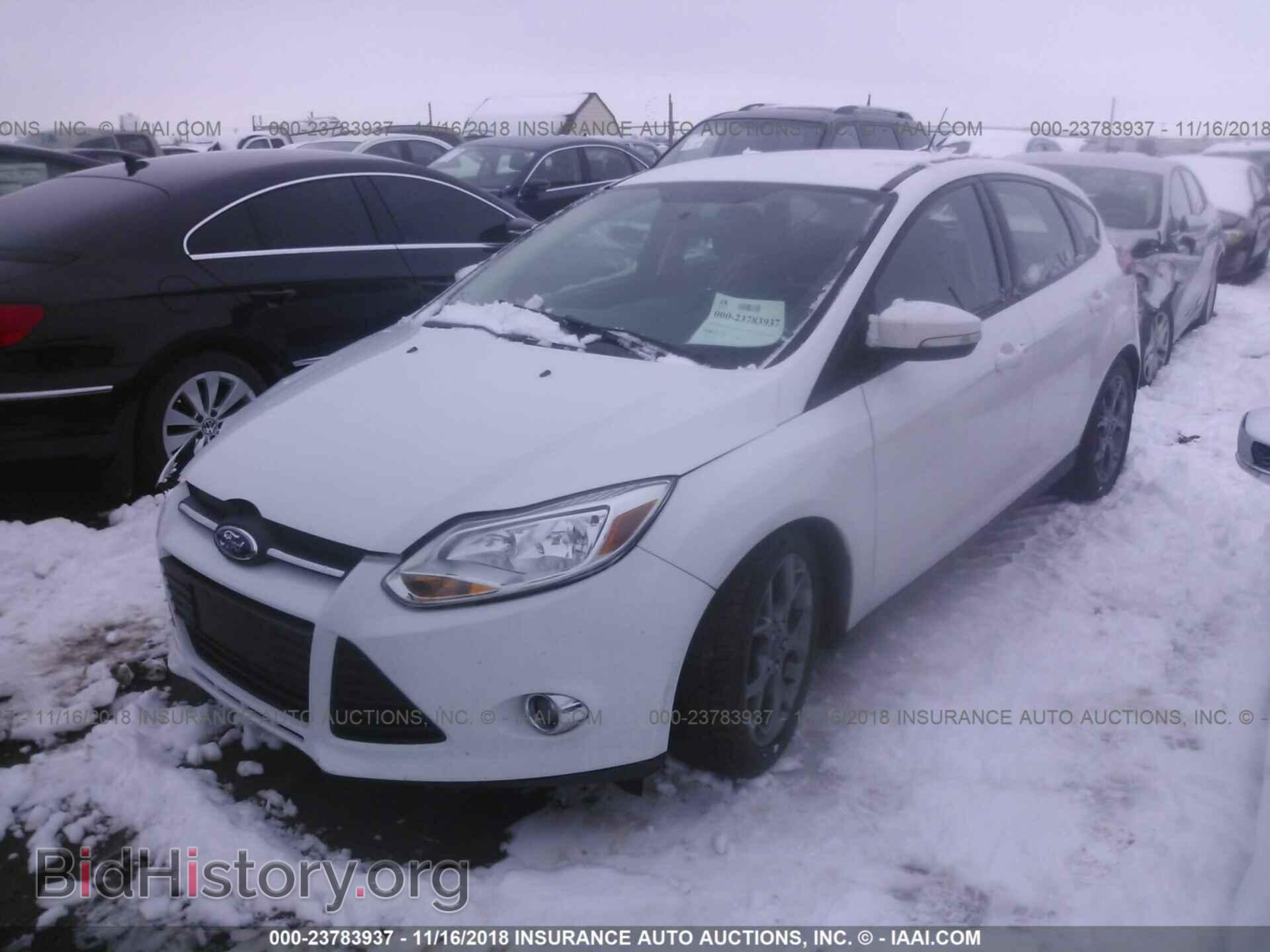 2014 Ford Focus - VIN: 1FADP3K28EL105362 - Фото 2