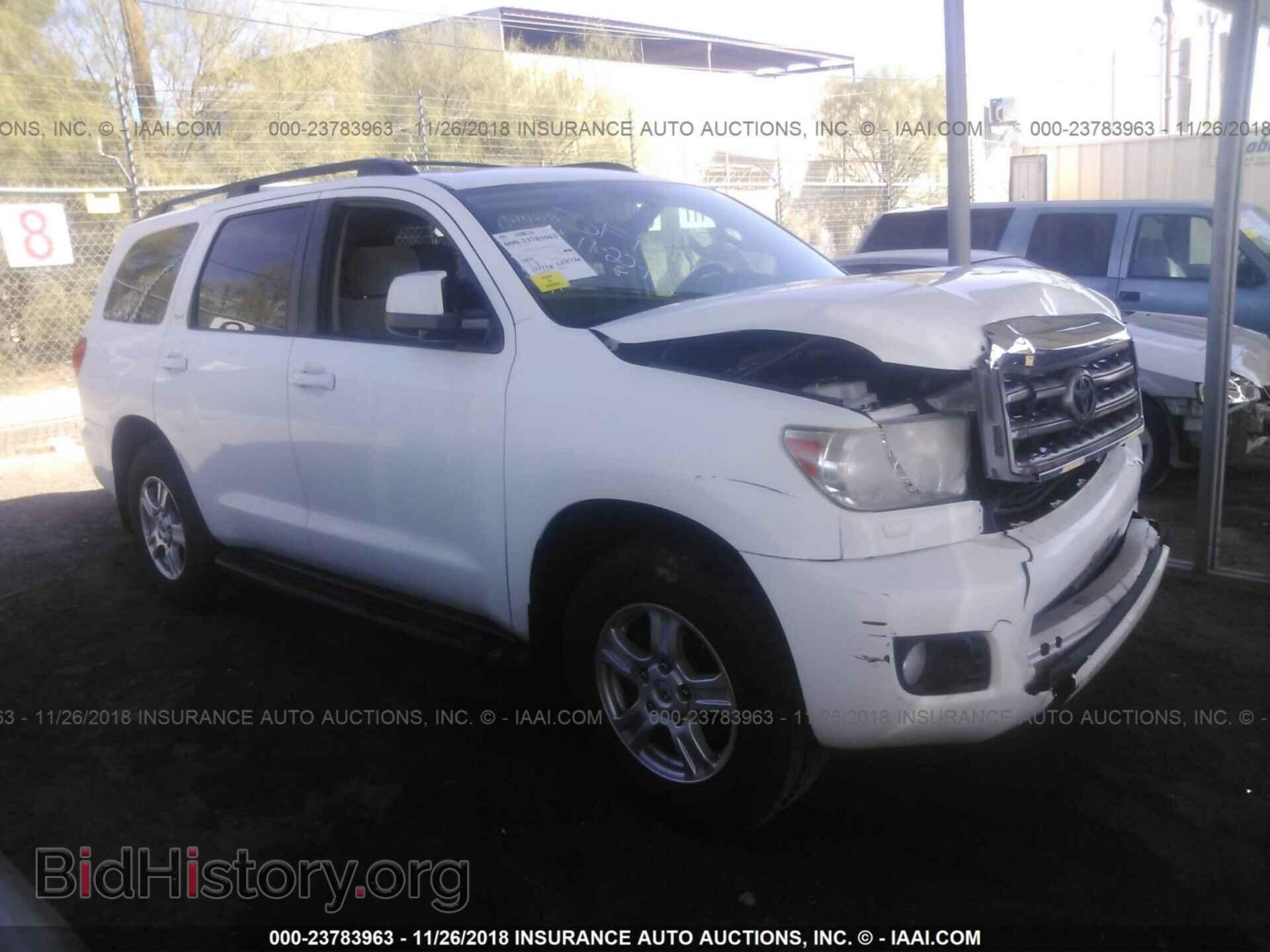 Photo 5TDZY5G14BS037189 - TOYOTA SEQUOIA 2011