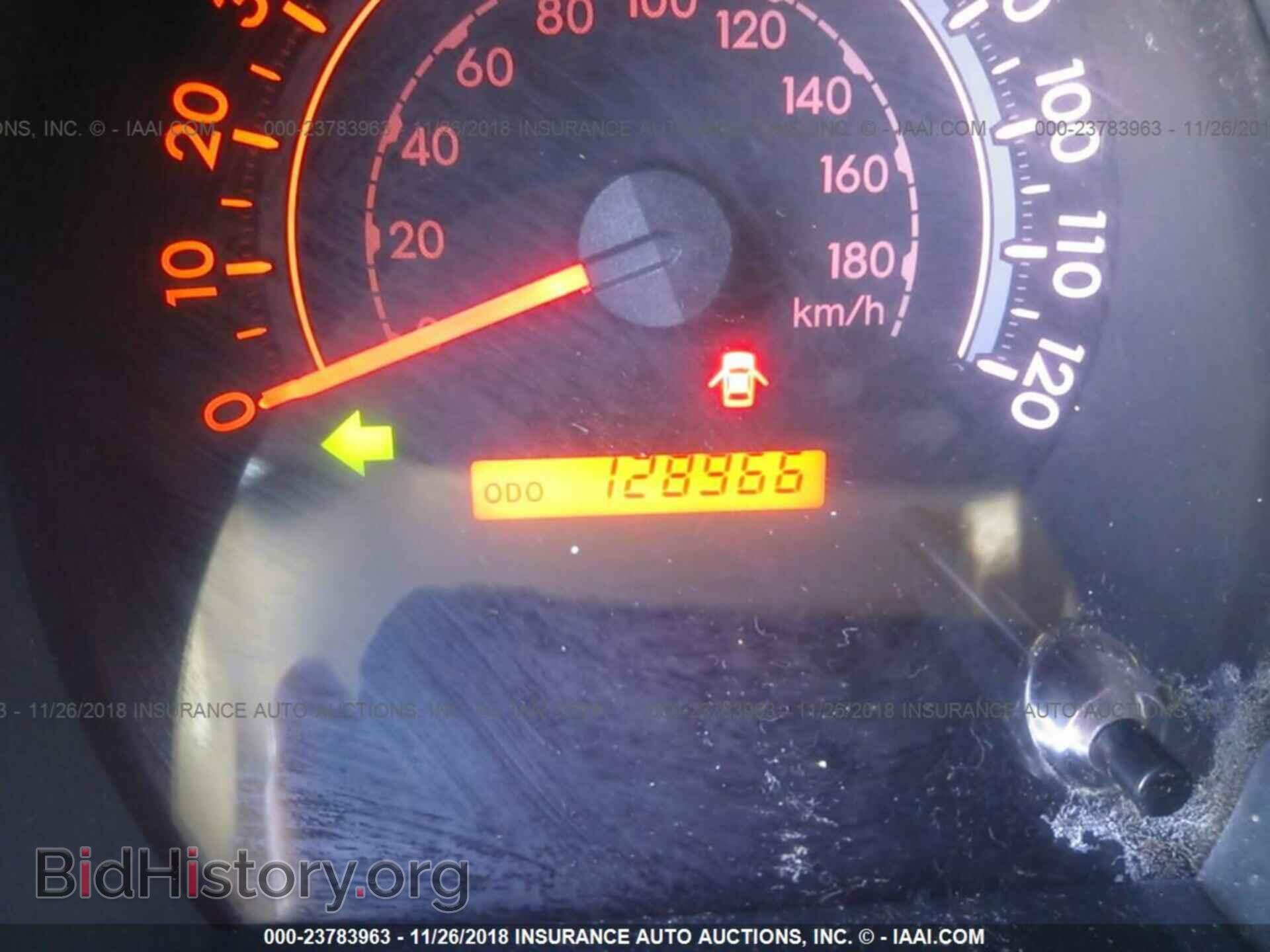 2011 TOYOTA SEQUOIA - VIN: 5TDZY5G14BS037189 - Фото 7