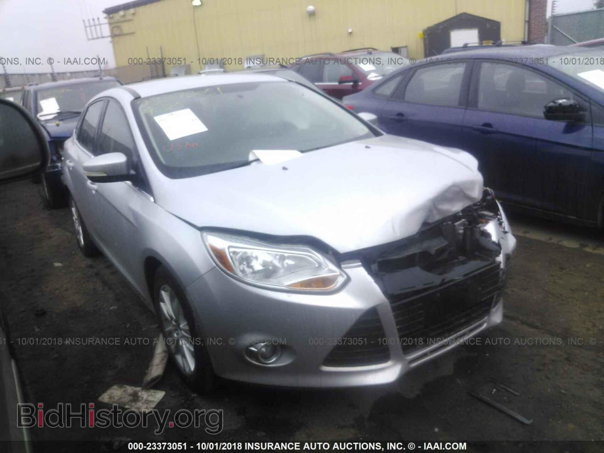 Photo 1FAHP3H26CL417119 - FORD FOCUS 2012