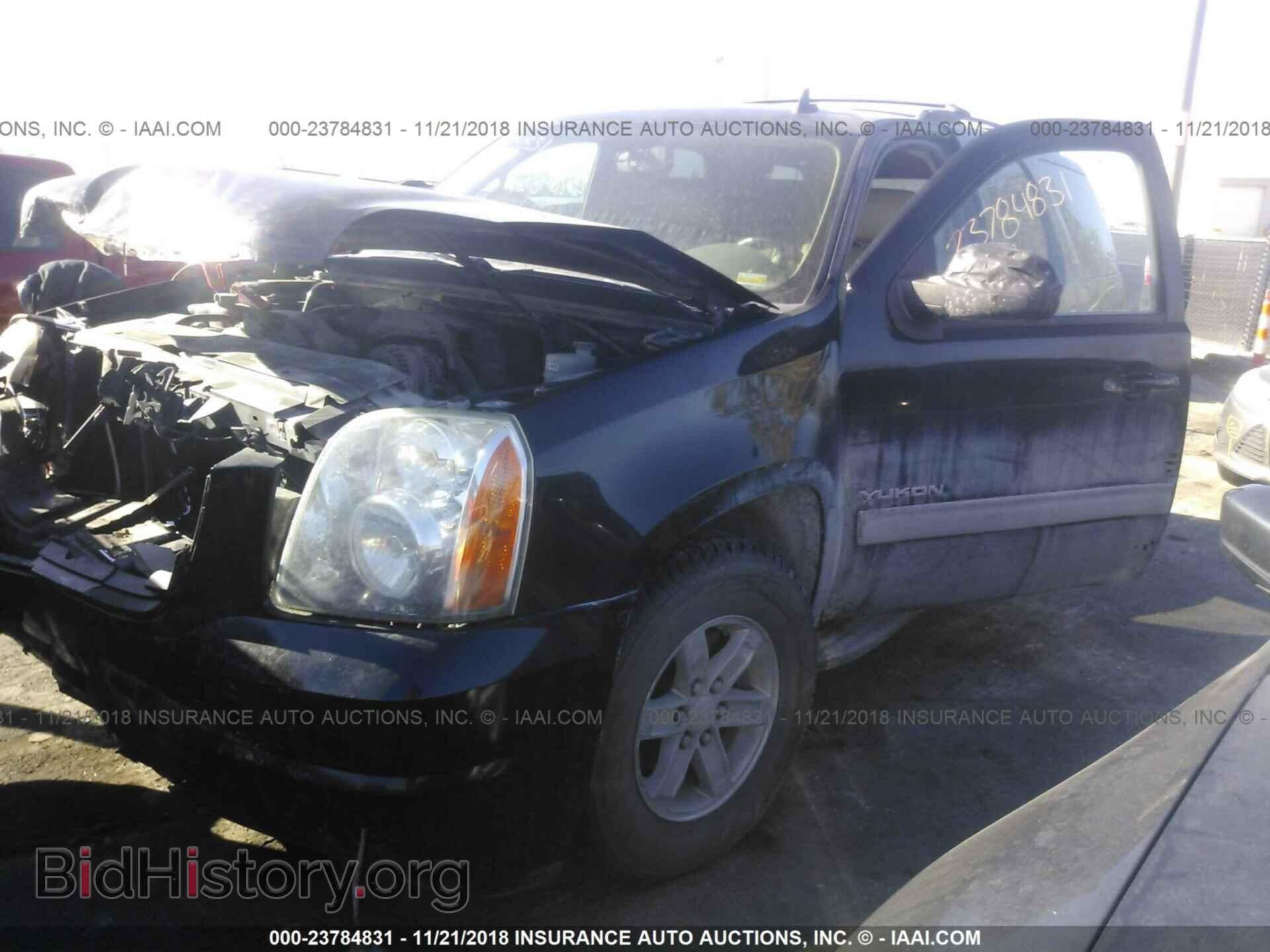 2011 Gmc Yukon - VIN: 1GKS2CE09BR303388 - Фото 2