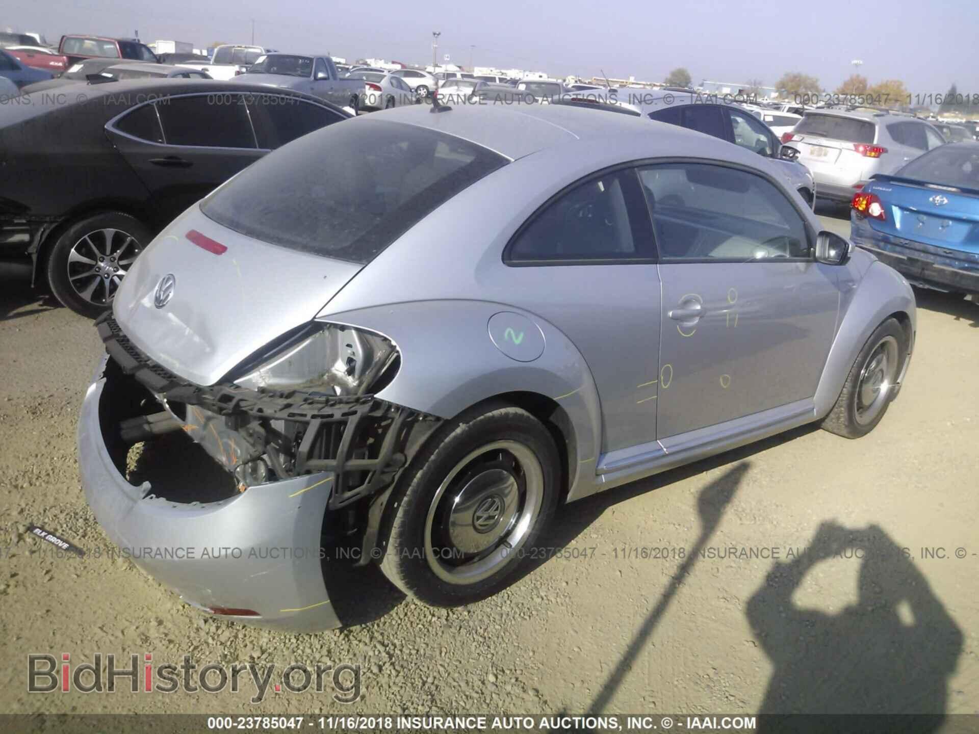 2012 VOLKSWAGEN BEETLE - VIN: 3VWJP7AT1CM628228 - Фото 4