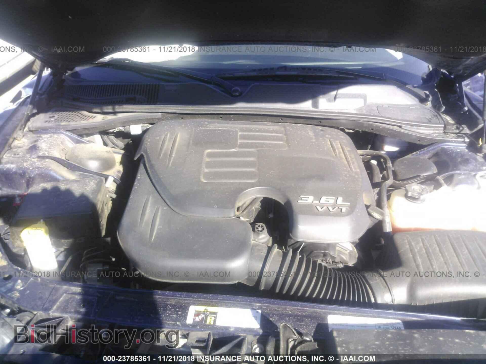 2015 Dodge Challenger - VIN: 2C3CDZAG9FH740494 - Photo 10