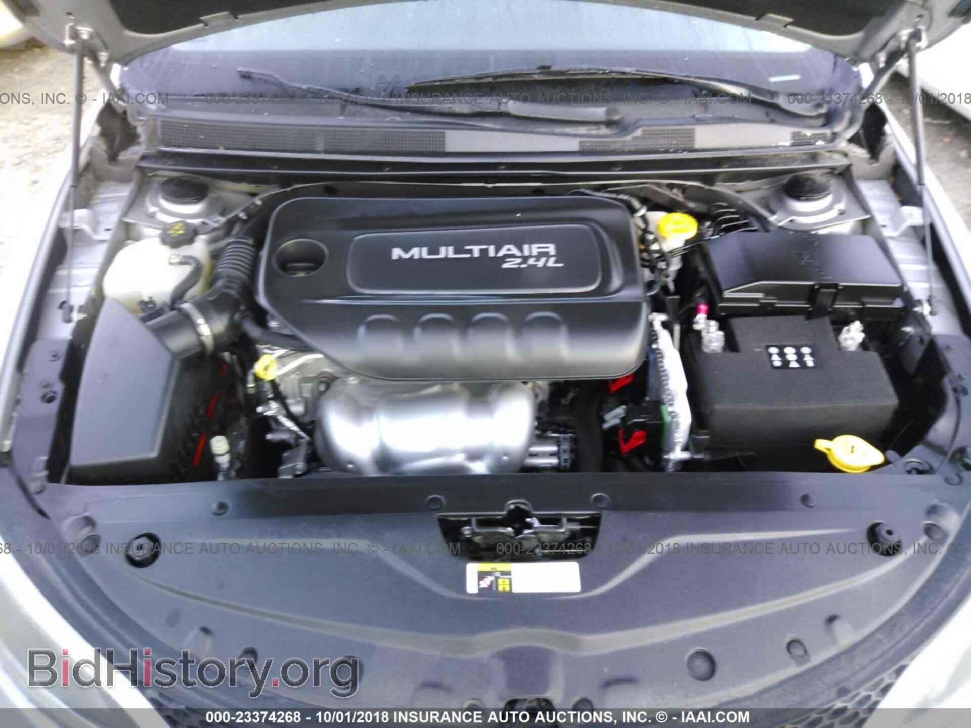 2015 CHRYSLER 200 - VIN: 1C3CCCAB8FN671843 - Photo 10