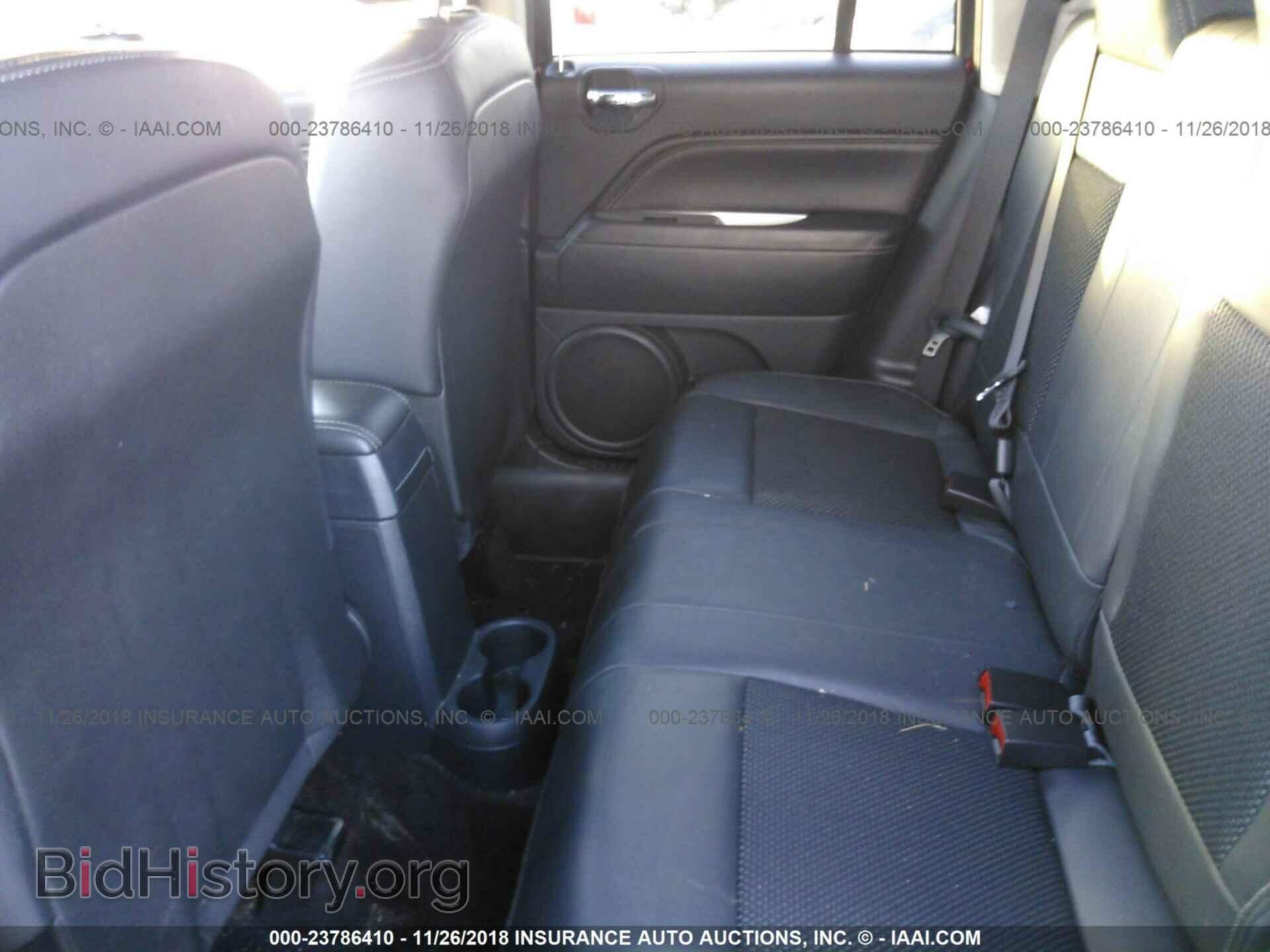 2014 JEEP COMPASS - VIN: 1C4NJDEB5ED817033 - Photo 8