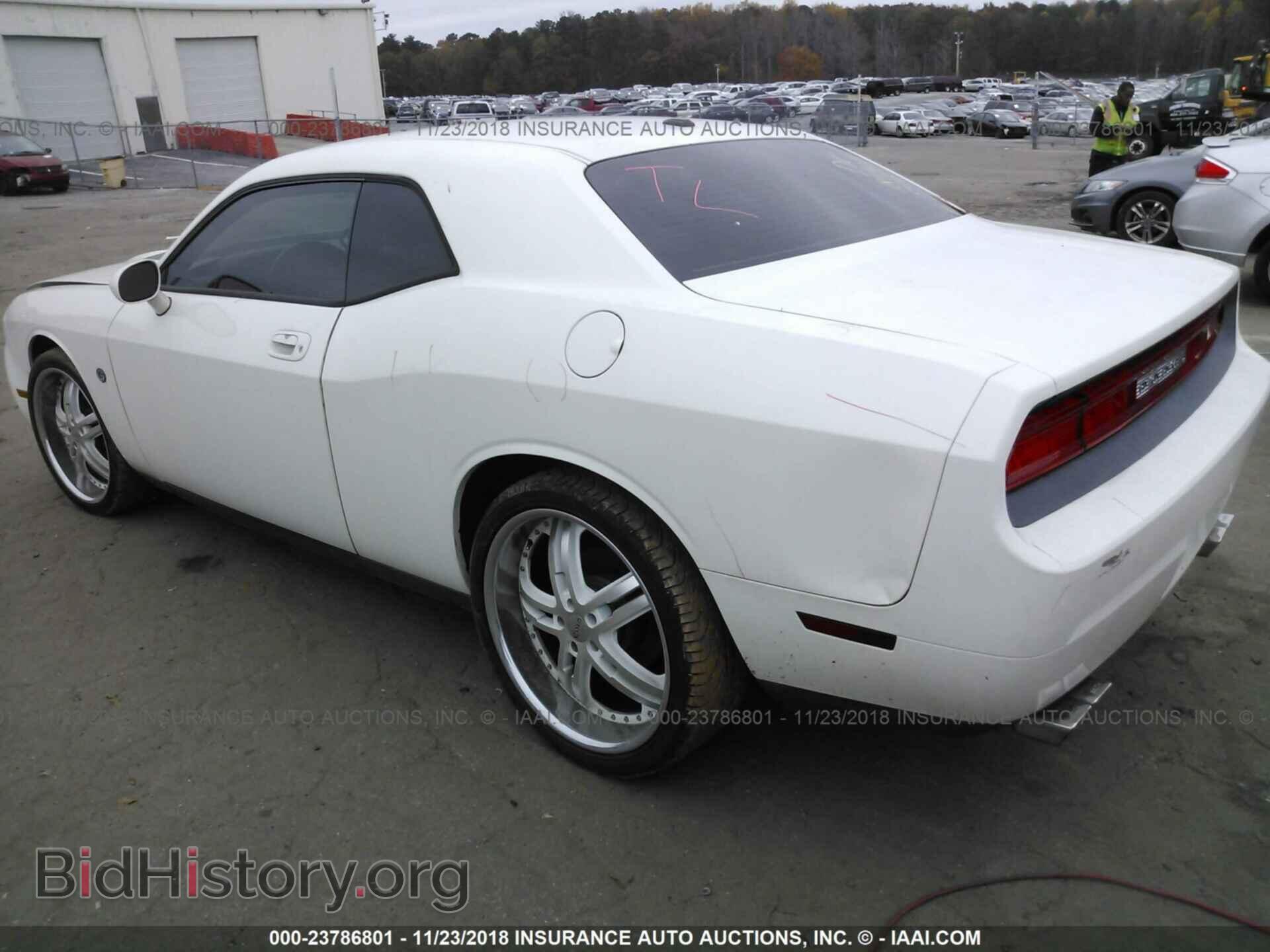 2010 DODGE CHALLENGER - VIN: 2B3CJ4DVXAH104310 - Photo 3