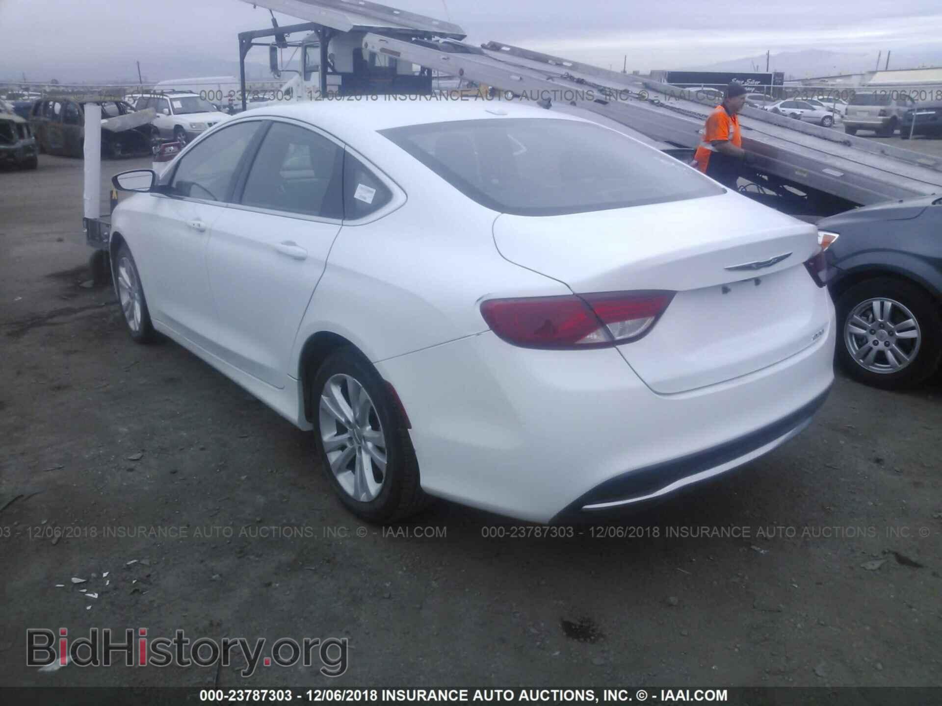 2015 Chrysler 200 - VIN: 1C3CCCAB9FN719950 - Фото 3