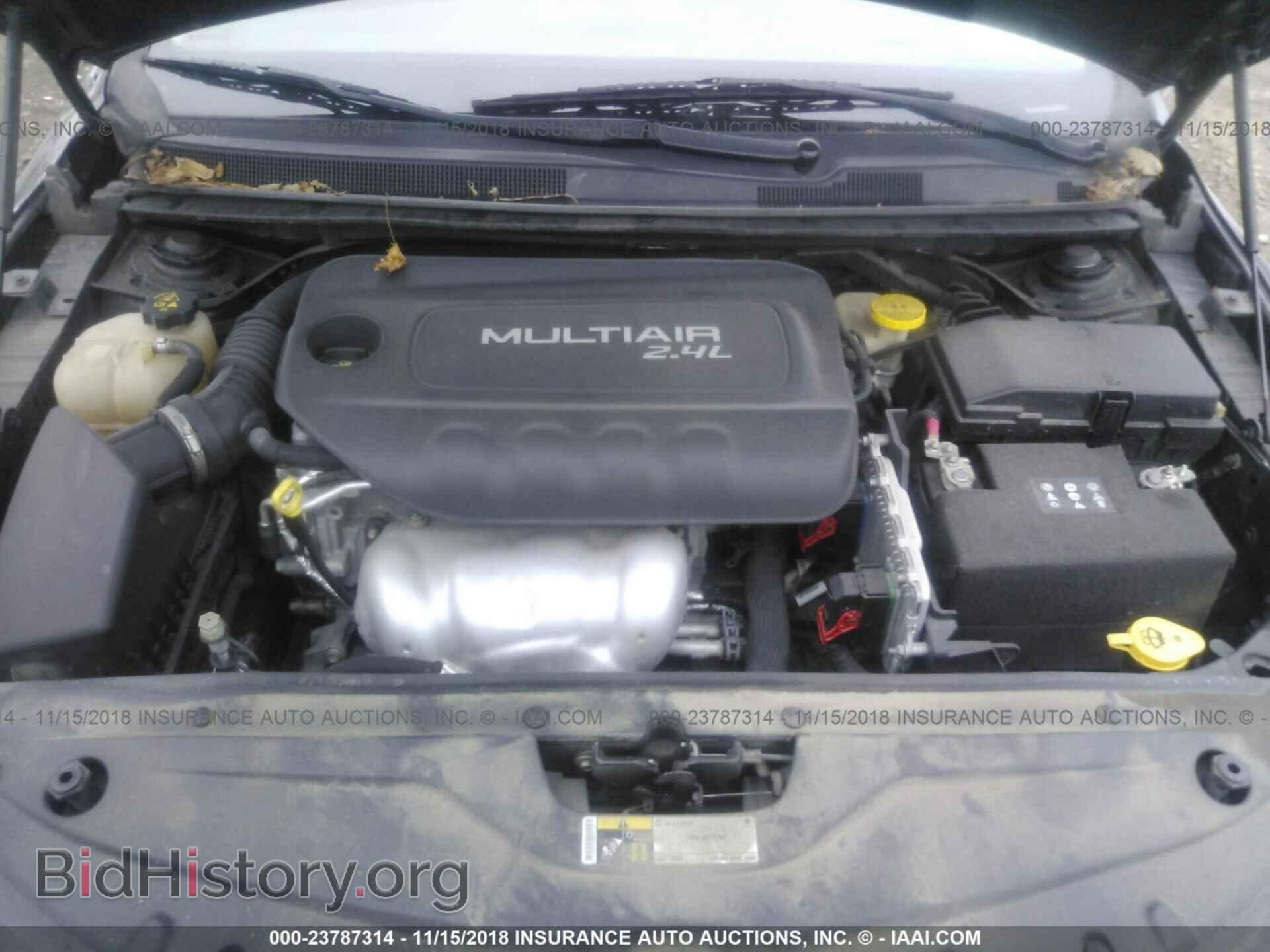 2015 Chrysler 200 - VIN: 1C3CCCABXFN570903 - Photo 10