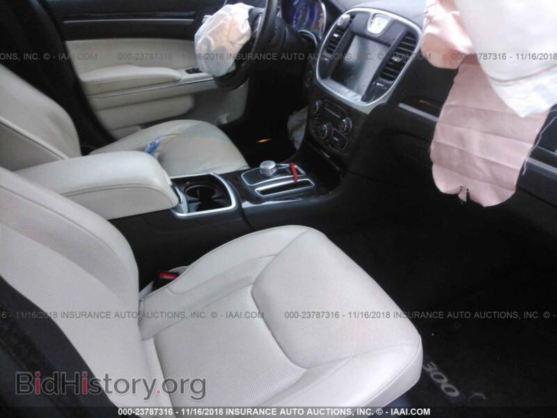2015 Chrysler 300C (VIN 2C3CCAKG7FH767552) — photo 5 of 10