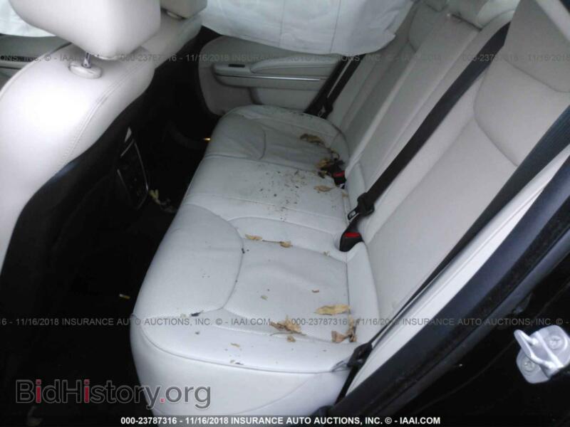 2015 Chrysler 300C (VIN 2C3CCAKG7FH767552) — photo 8 of 10