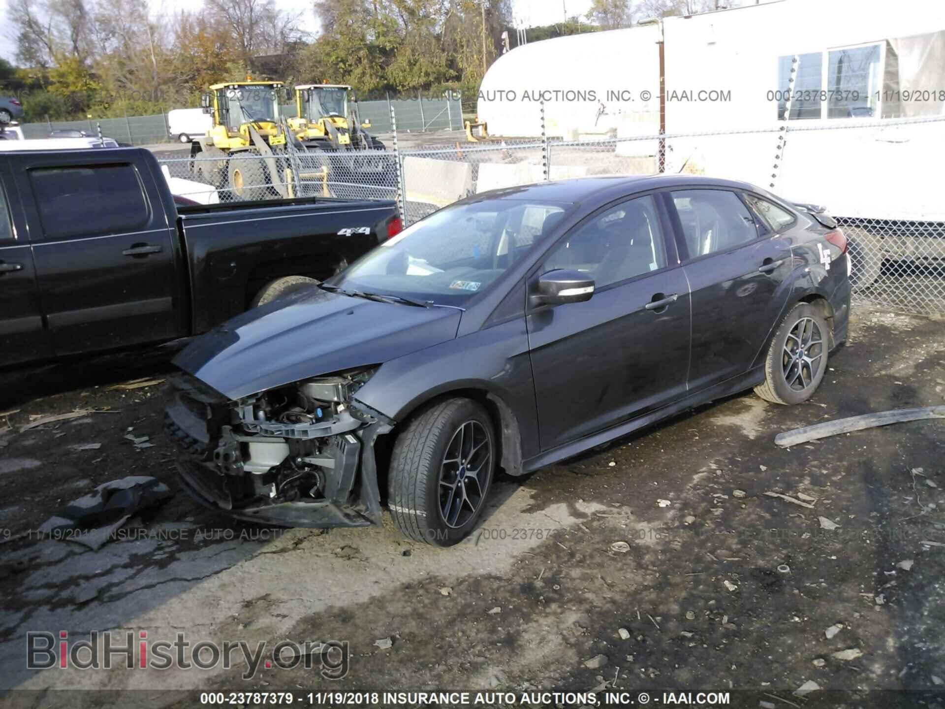 2015 FORD FOCUS - VIN: 1FADP3F28FL297801 - Photo 2