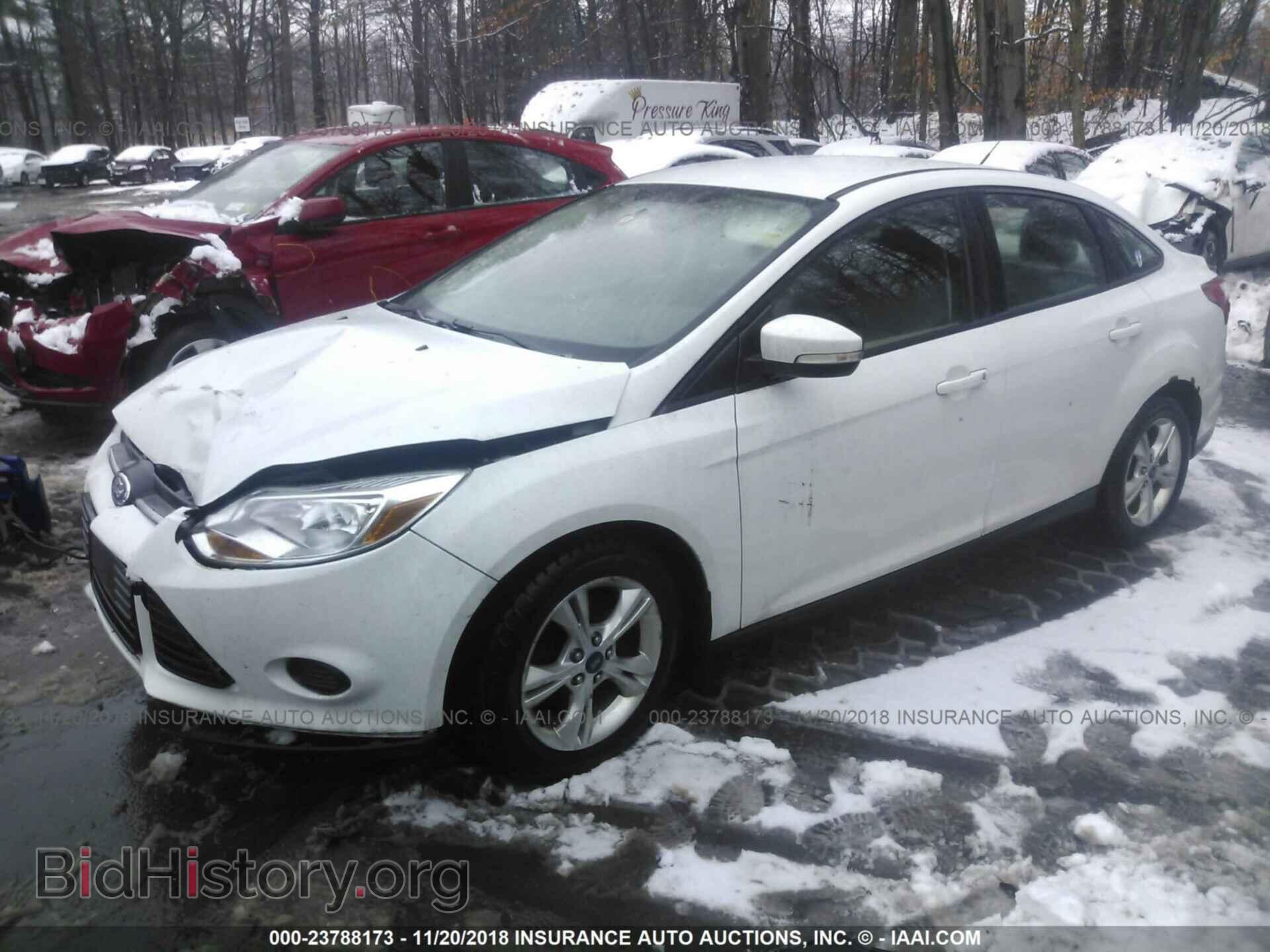 2013 Ford Focus - VIN: 1FADP3F29DL229780 - Photo 2