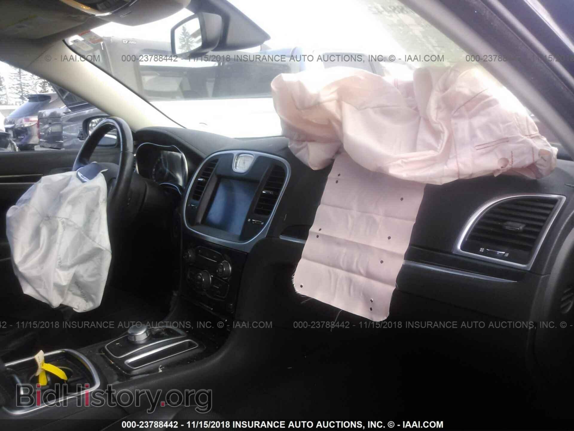 2016 Chrysler 300c - VIN: 2C3CCAEG2GH197988 - Фото 5