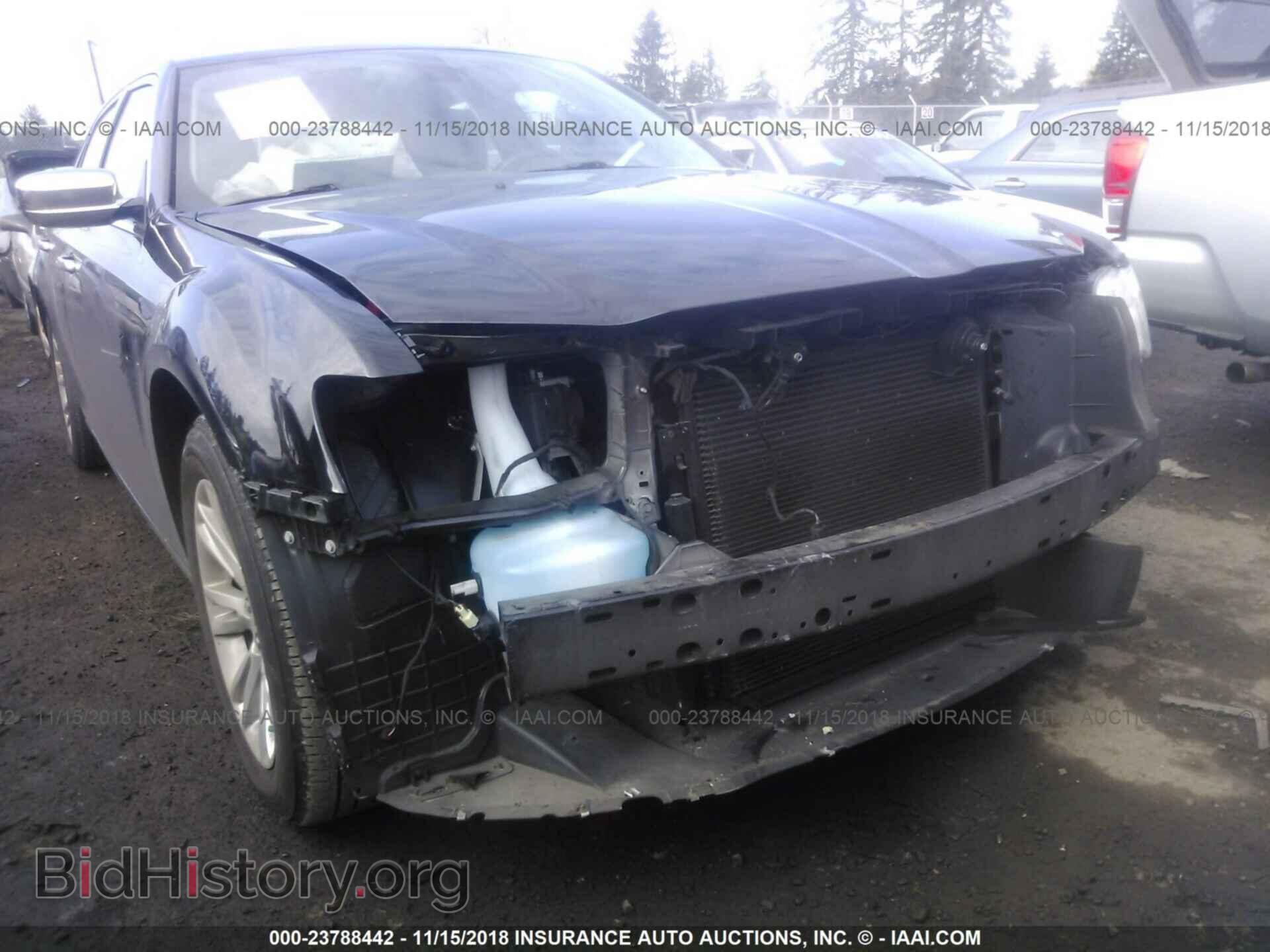 2016 Chrysler 300c - VIN: 2C3CCAEG2GH197988 - Фото 6