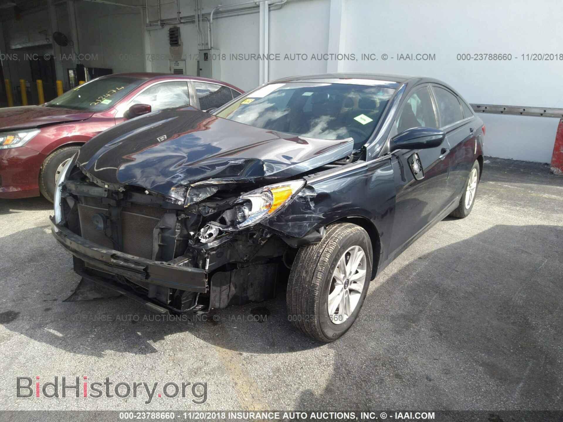 2012 Hyundai Sonata - VIN: 5NPEB4AC6CH422085 - Фото 2