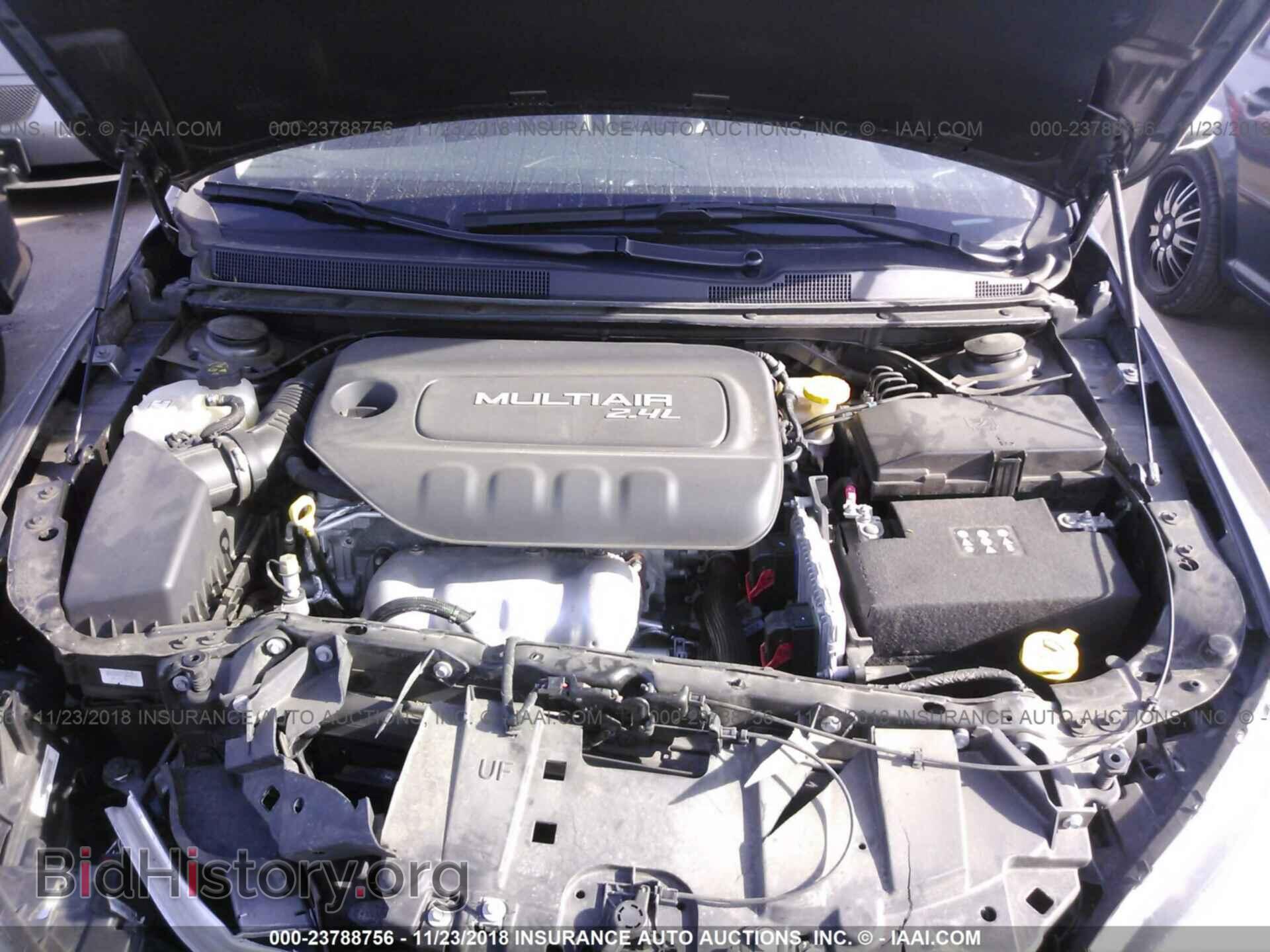 2015 Chrysler 200 - VIN: 1C3CCCCB1FN684303 - Photo 10