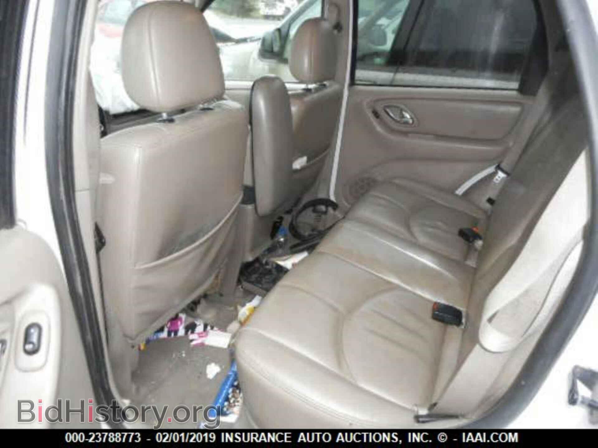 2002 MAZDA TRIBUTE - VIN: 4F2CU08112KM30710 - Photo 8