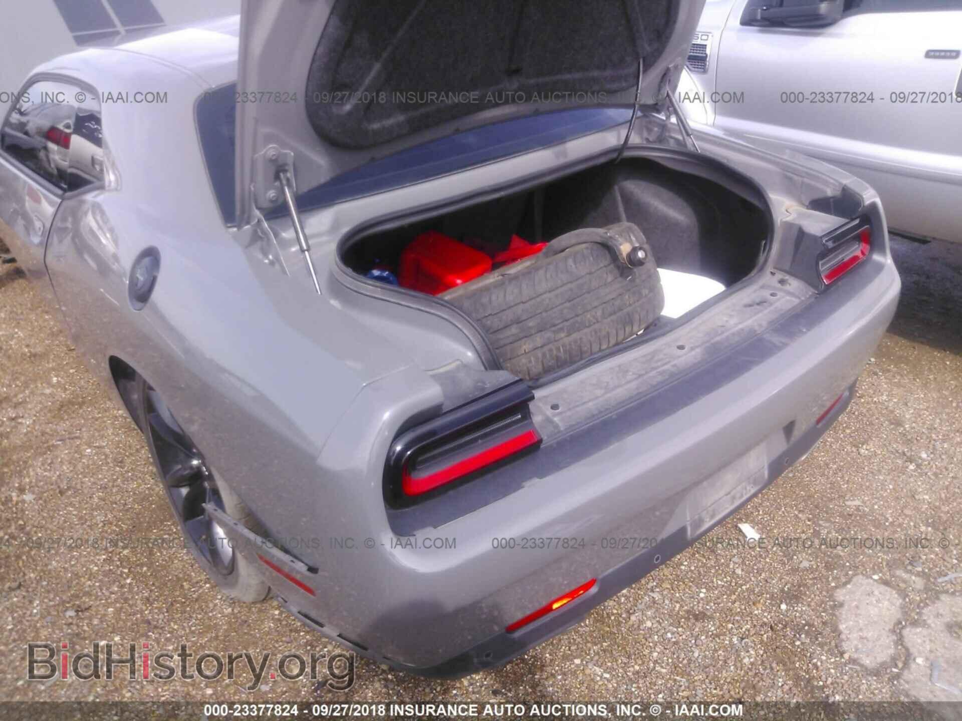 2018 DODGE CHALLENGER - VIN: 2C3CDZAG5JH178120 - Фото 6