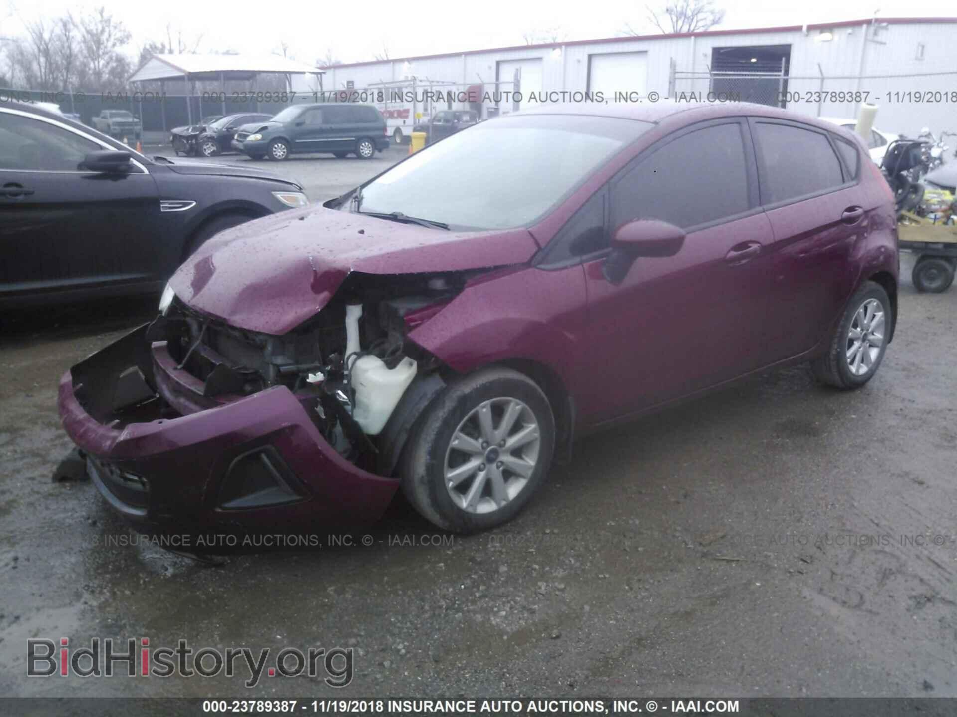 2011 Ford Fiesta - VIN: 3FADP4EJ9BM108743 - Фото 2