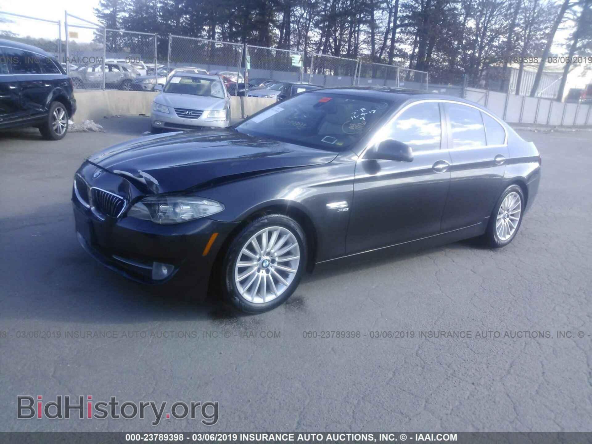 2011 BMW 535 - VIN: WBAFU7C50BC873731 - Фото 2