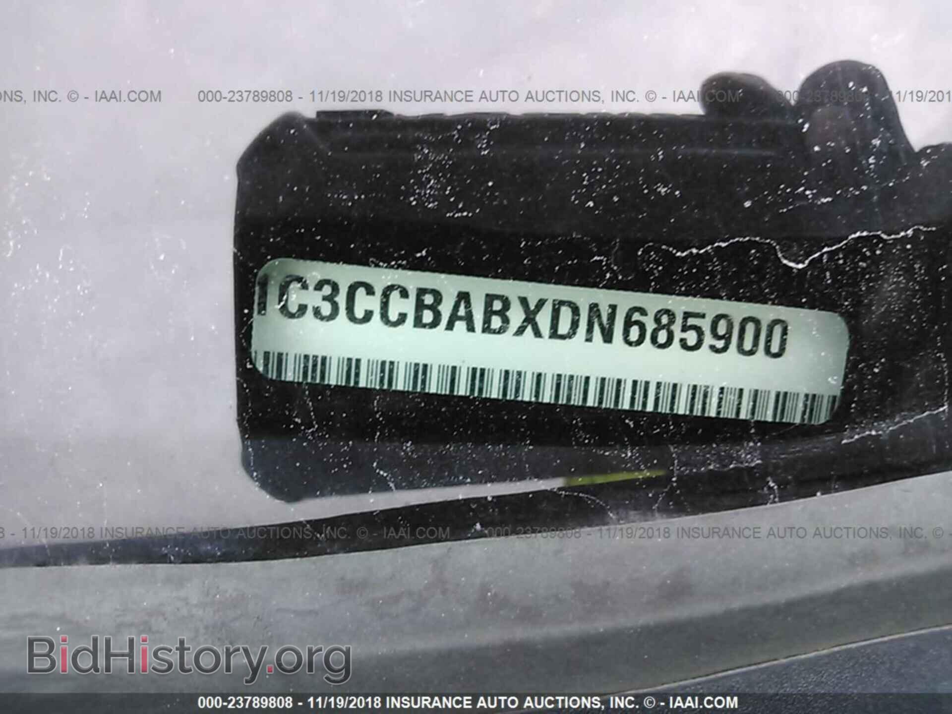 2013 CHRYSLER 200 - VIN: 1C3CCBABXDN685900 - Фото 9