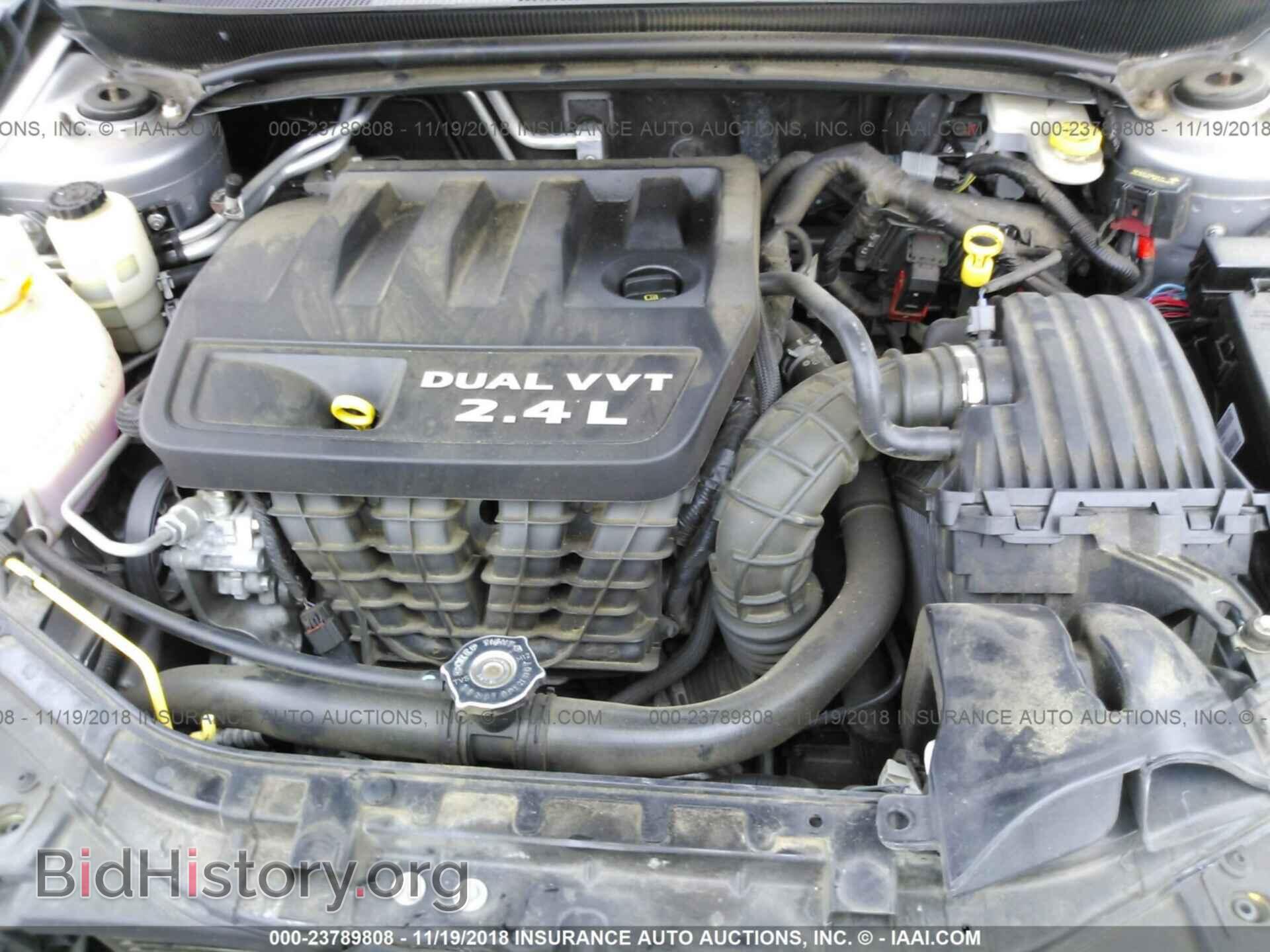 2013 CHRYSLER 200 - VIN: 1C3CCBABXDN685900 - Фото 10