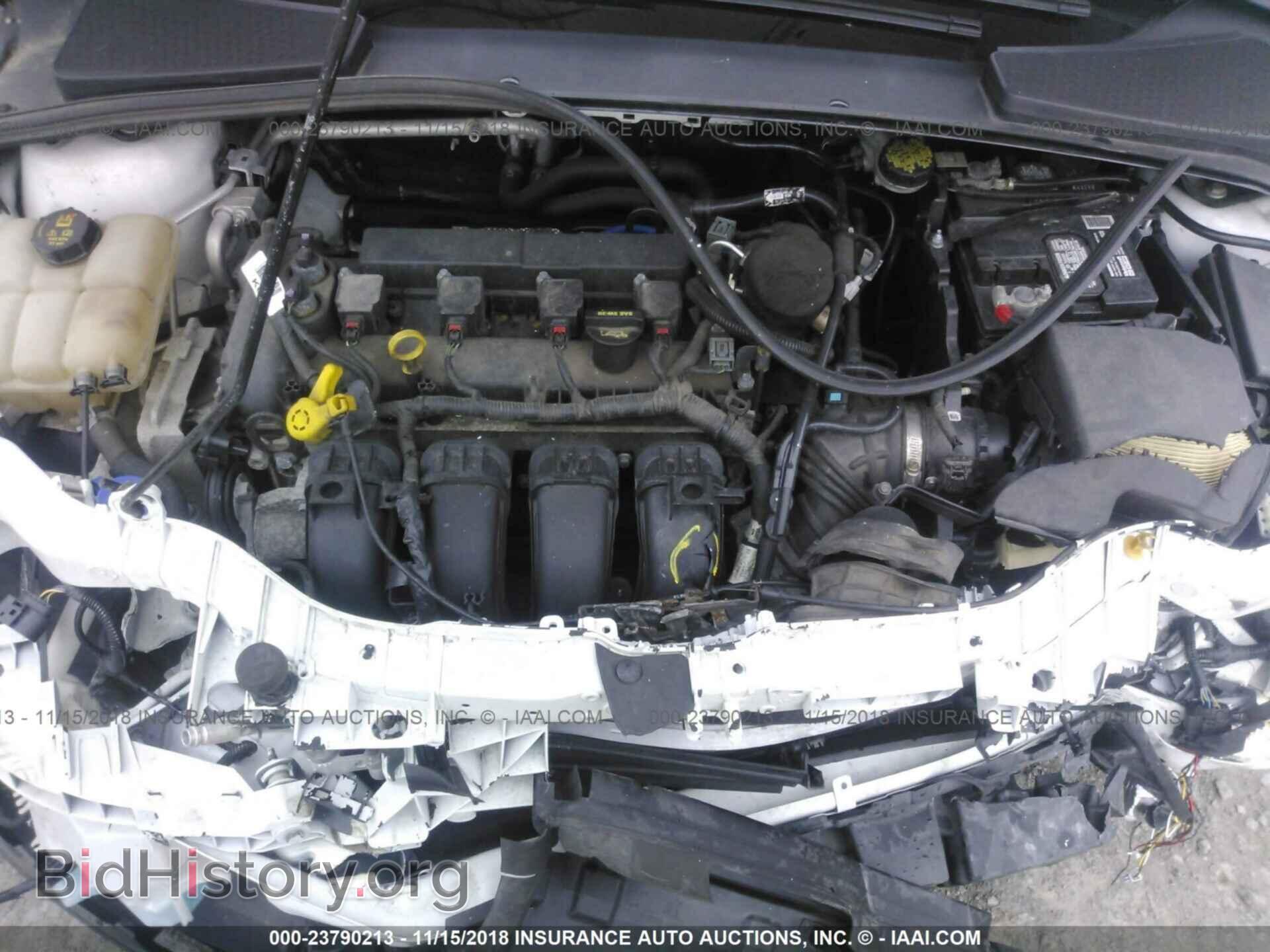 2014 Ford Focus - VIN: 1FADP3E21EL364111 - Photo 10