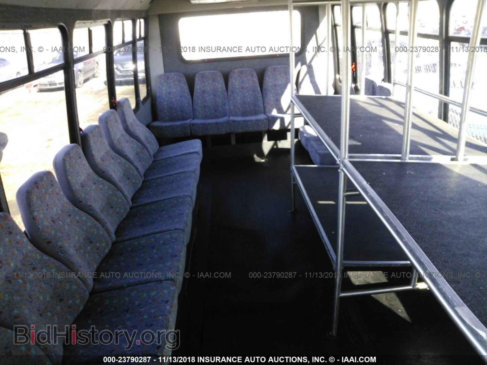 2011 FORD ECONOLINE - VIN: 1FDFE4FSXBDA29704 - Фото 7