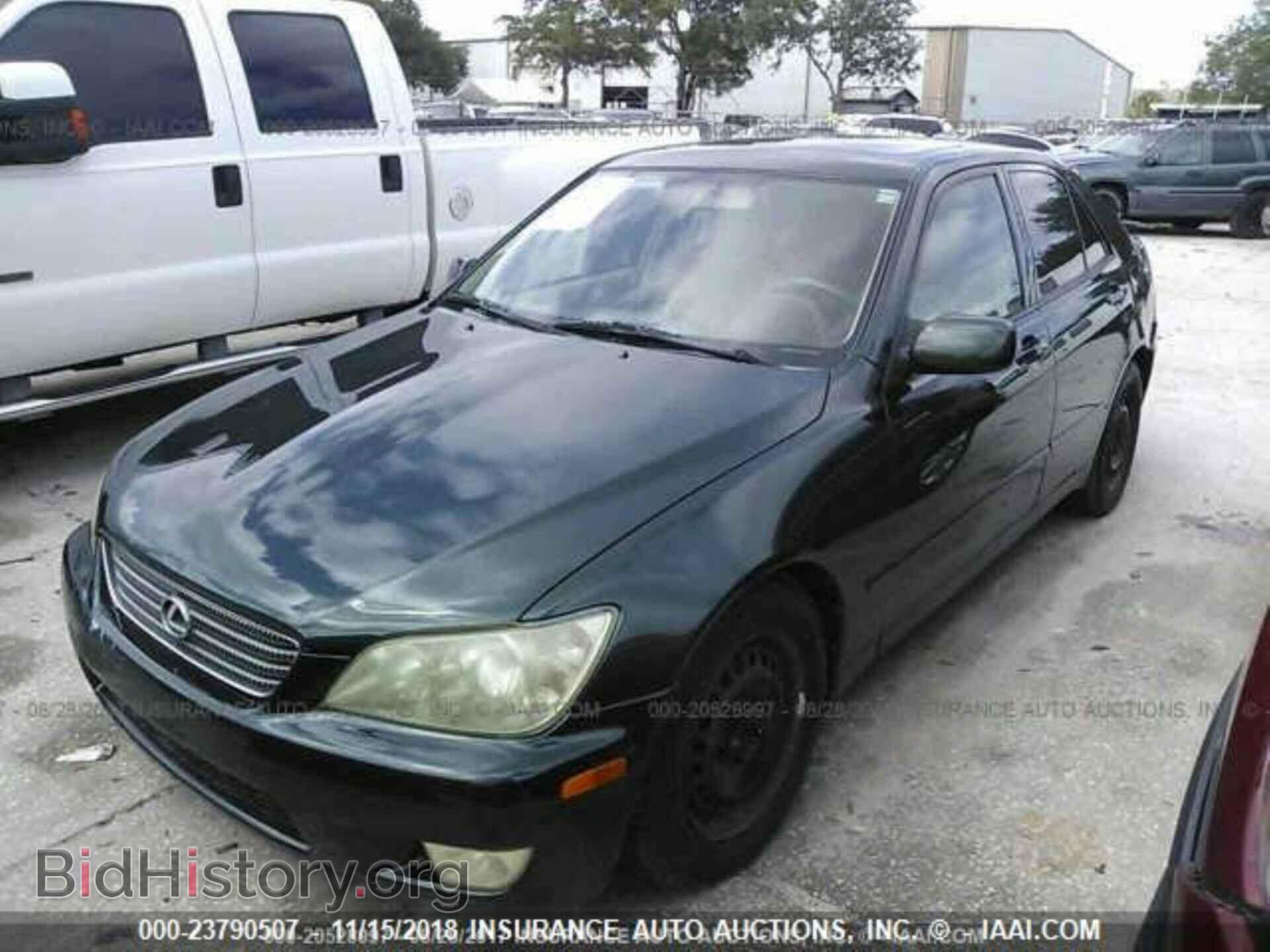 2001 LEXUS IS - VIN: JTHBD182X10024718 - Photo 2