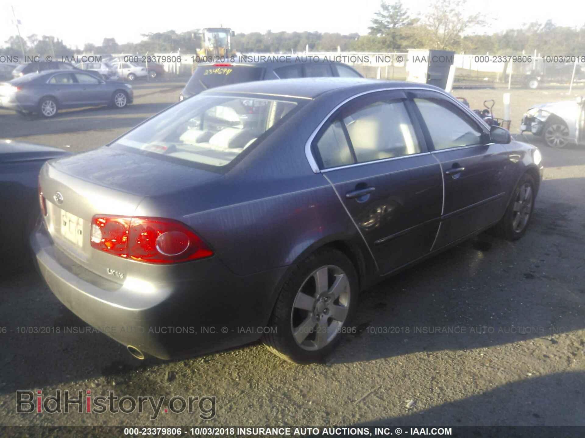 2008 KIA OPTIMA - VIN: KNAGE124885221492 - Photo 4