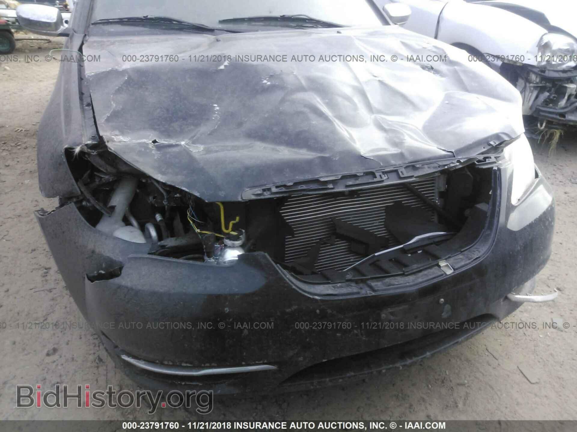2012 Chrysler 200 - VIN: 1C3CCBCG1CN240209 - Photo 6