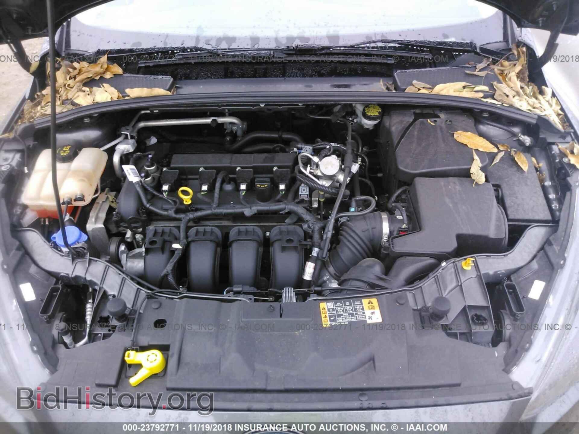 2016 Ford Focus - VIN: 1FADP3K22GL332923 - Фото 10