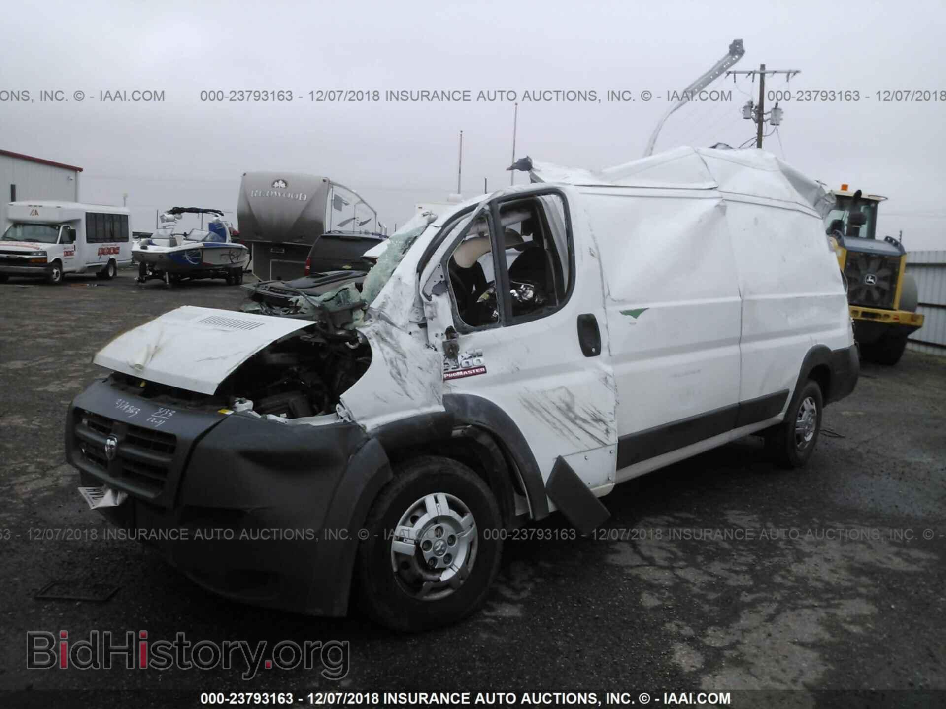 2016 Ram Promaster - VIN: 3C6URVJD9GE110205 - Фото 2