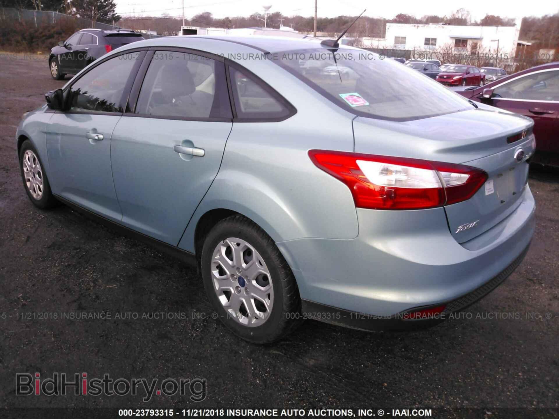 2012 Ford Focus - VIN: 1FAHP3F29CL193220 - Photo 3