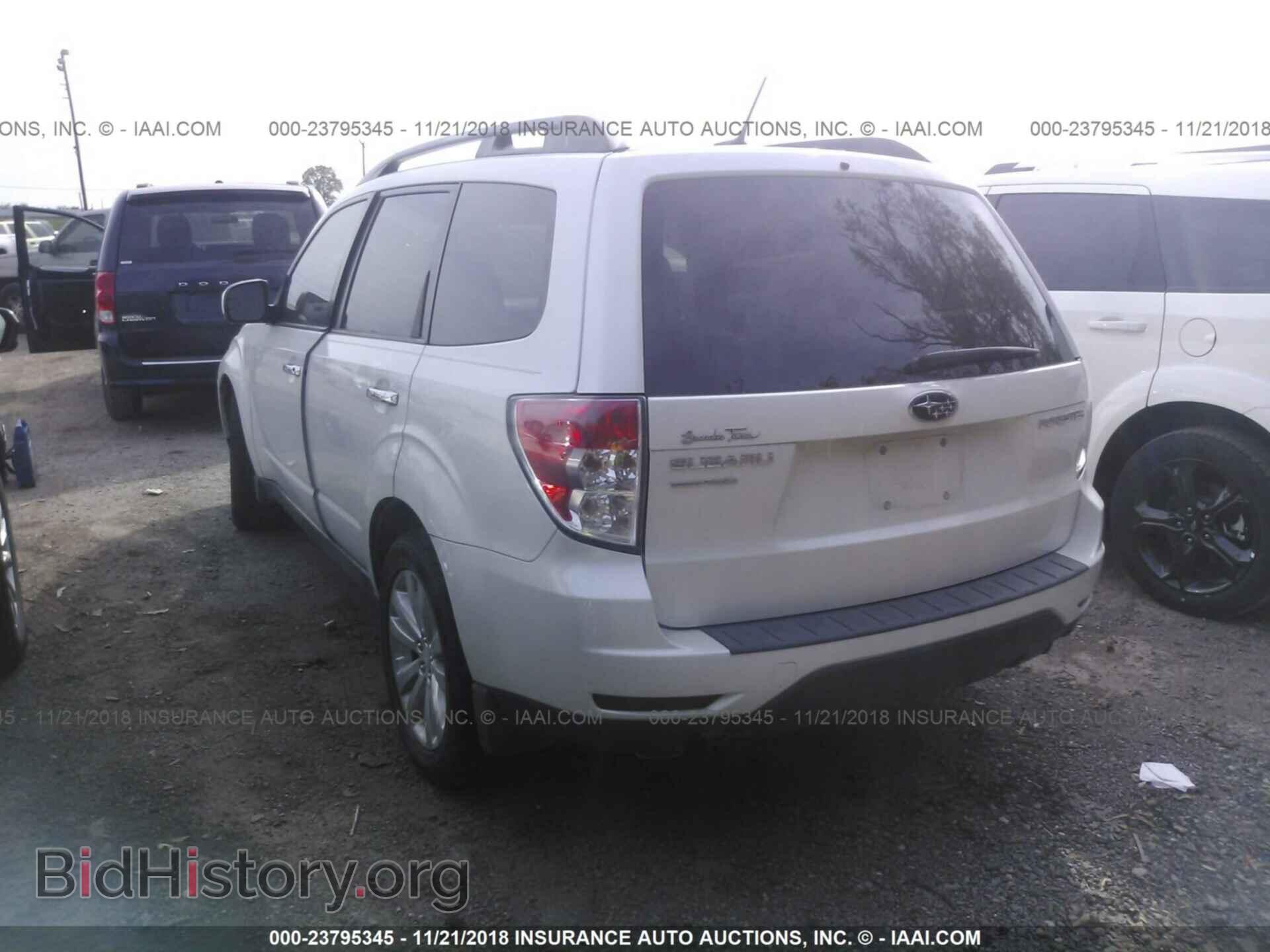 2012 Subaru Forester - VIN: JF2SHBDC3CH427813 - Фото 3