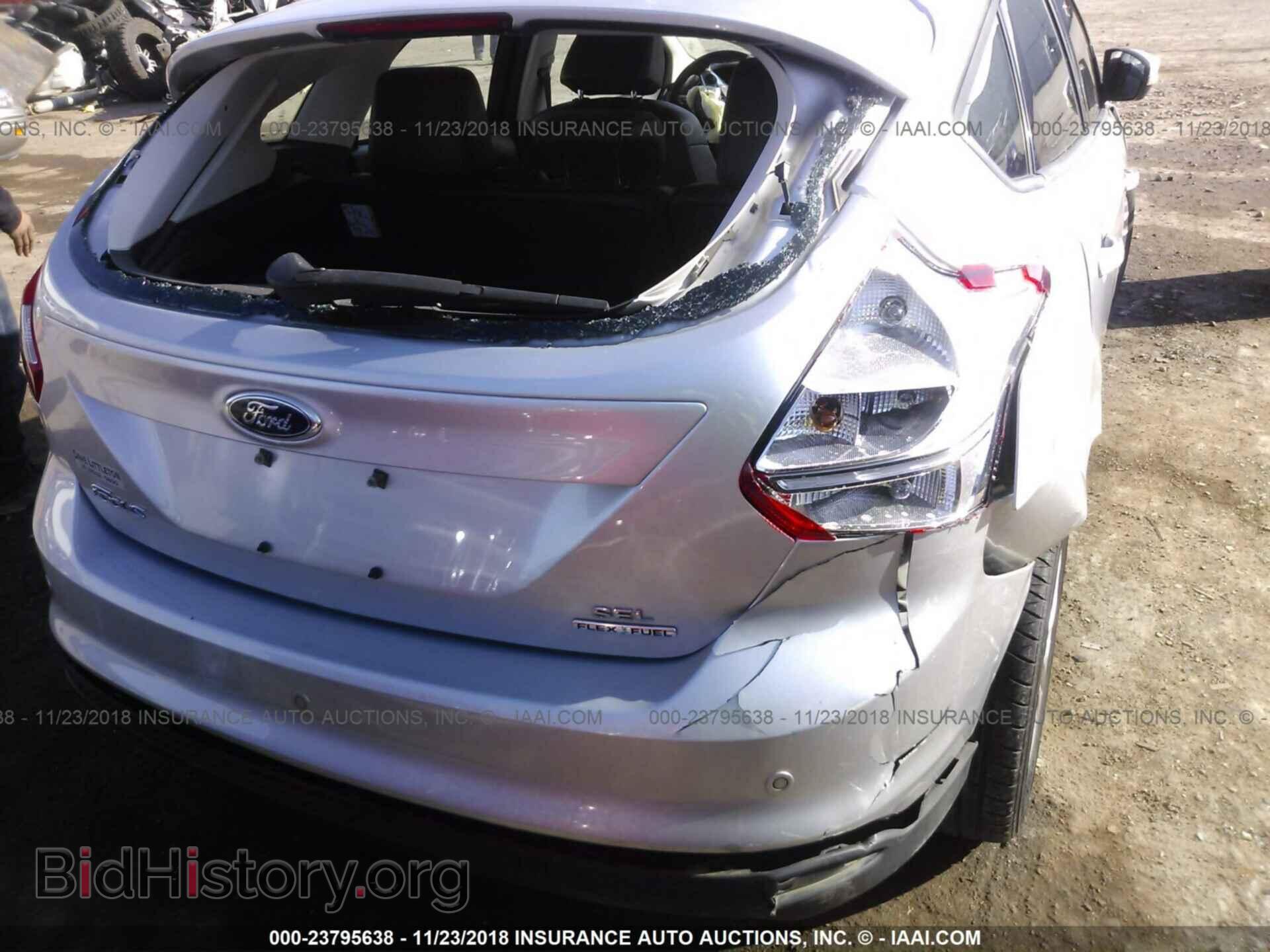 2012 Ford Focus - VIN: 1FAHP3M24CL404598 - Photo 6