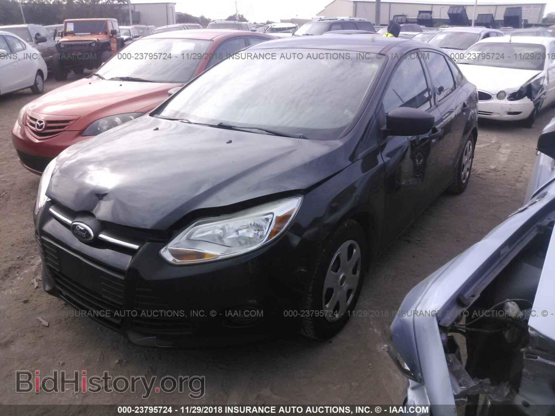 2014 FORD FOCUS - VIN: 1FADP3E28EL142097 - Photo 2