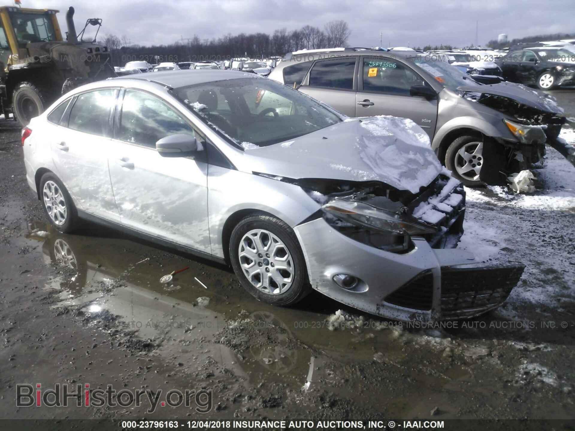 Photo 1FAHP3F22CL335407 - FORD FOCUS 2012
