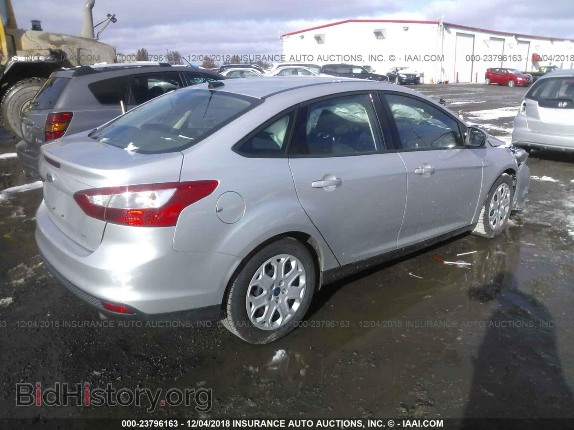2012 FORD FOCUS - VIN: 1FAHP3F22CL335407 - Photo 4