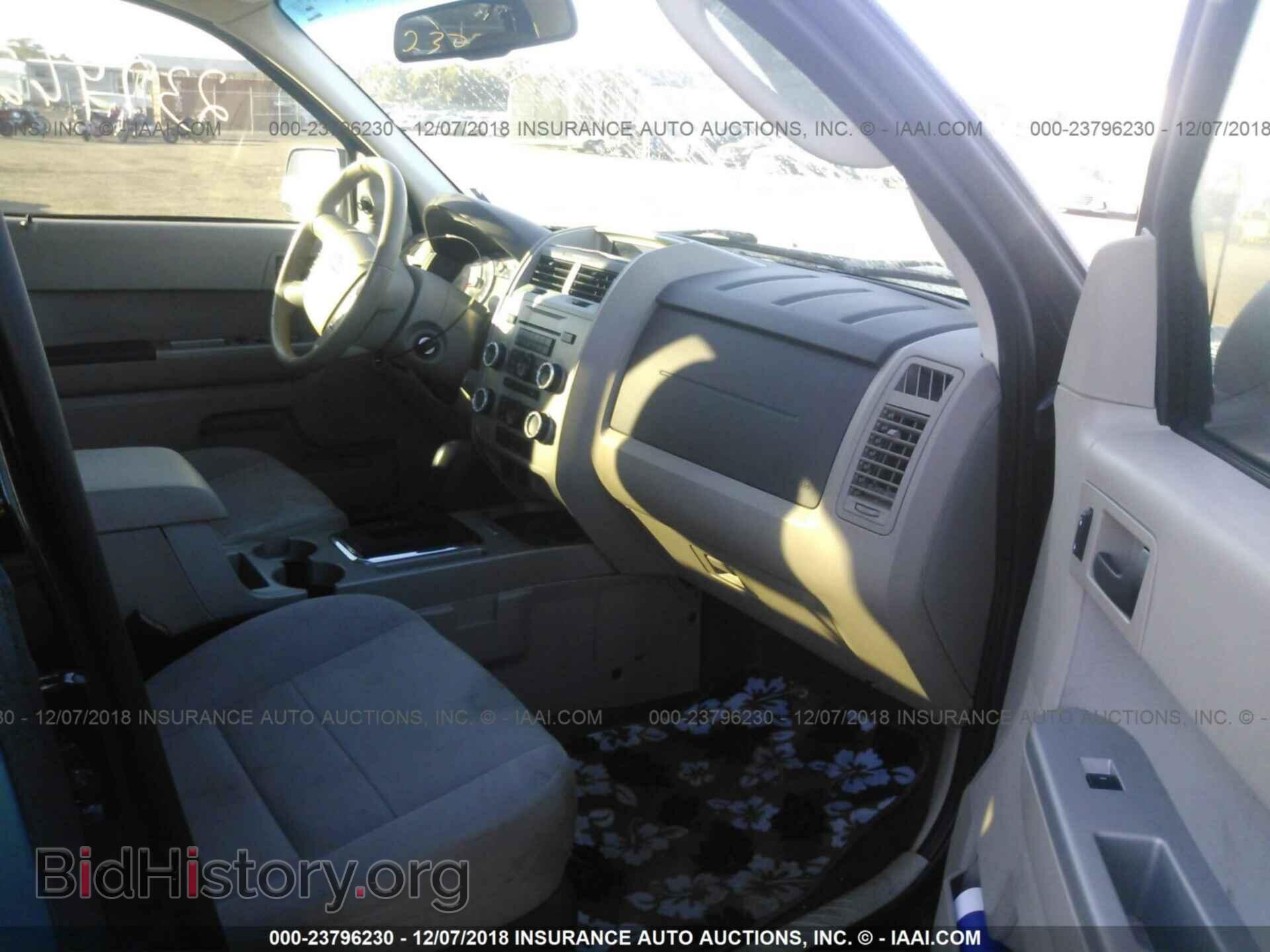 2011 FORD ESCAPE - VIN: 1FMCU0DG7BKB39473 - Фото 5