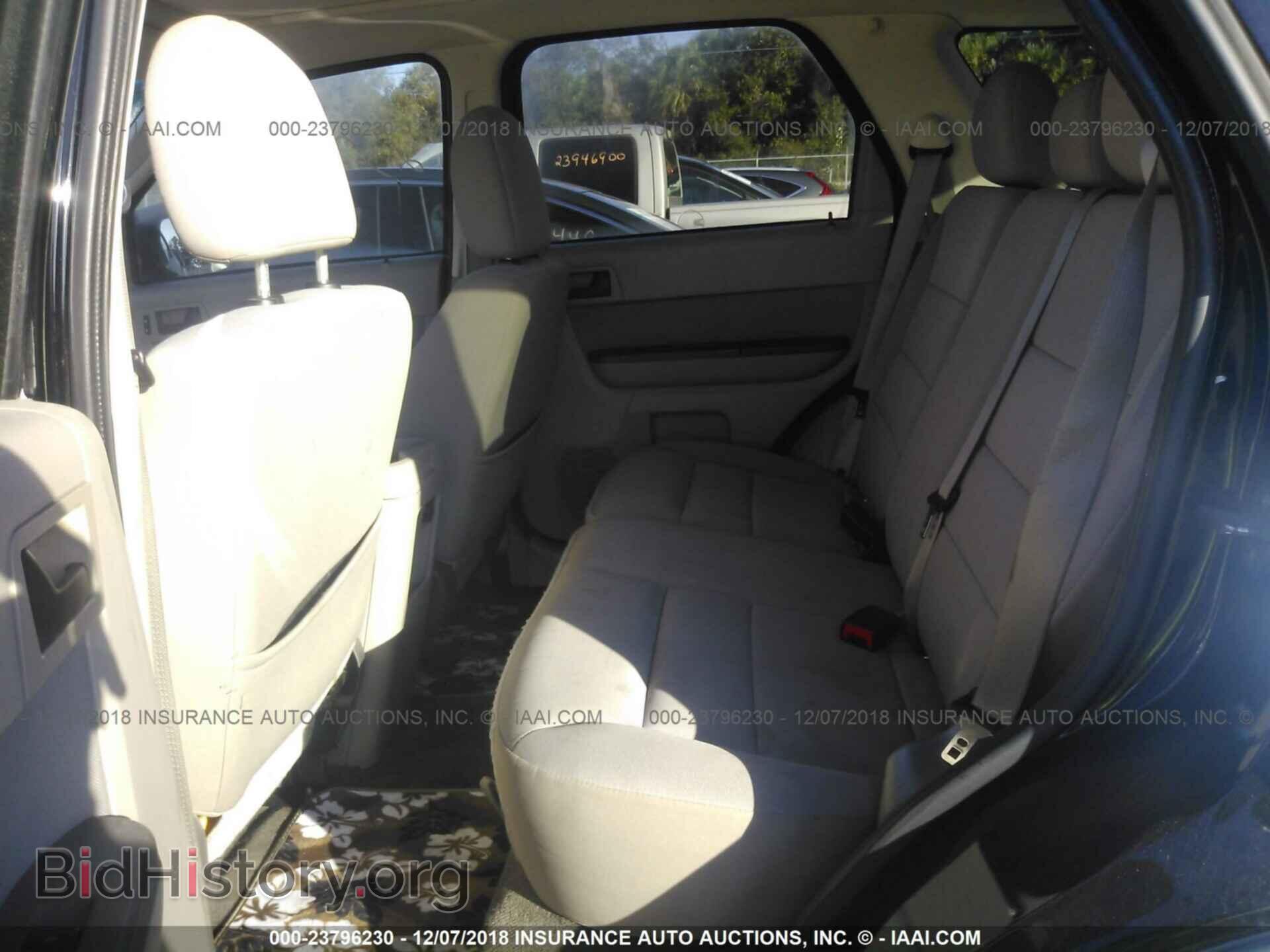 2011 FORD ESCAPE - VIN: 1FMCU0DG7BKB39473 - Фото 8